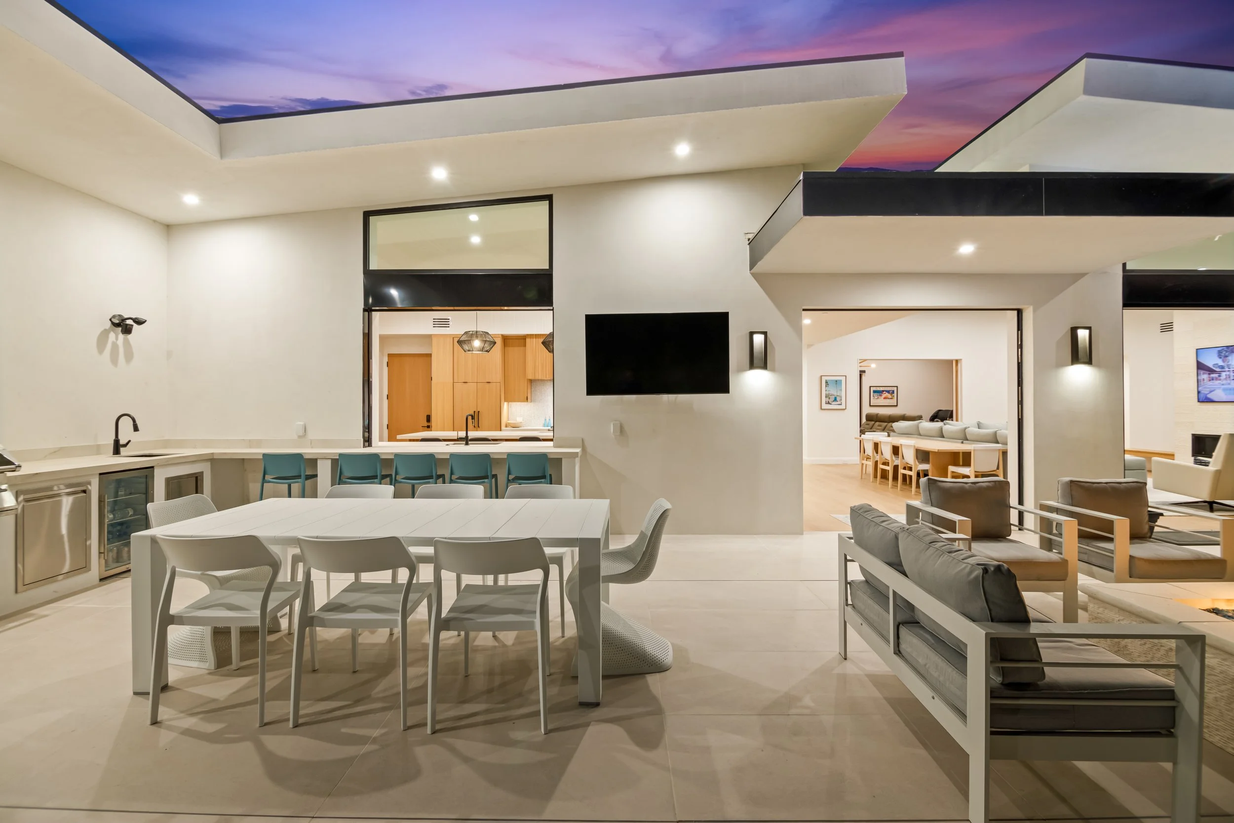 0-Club-Terrace-123.jpg