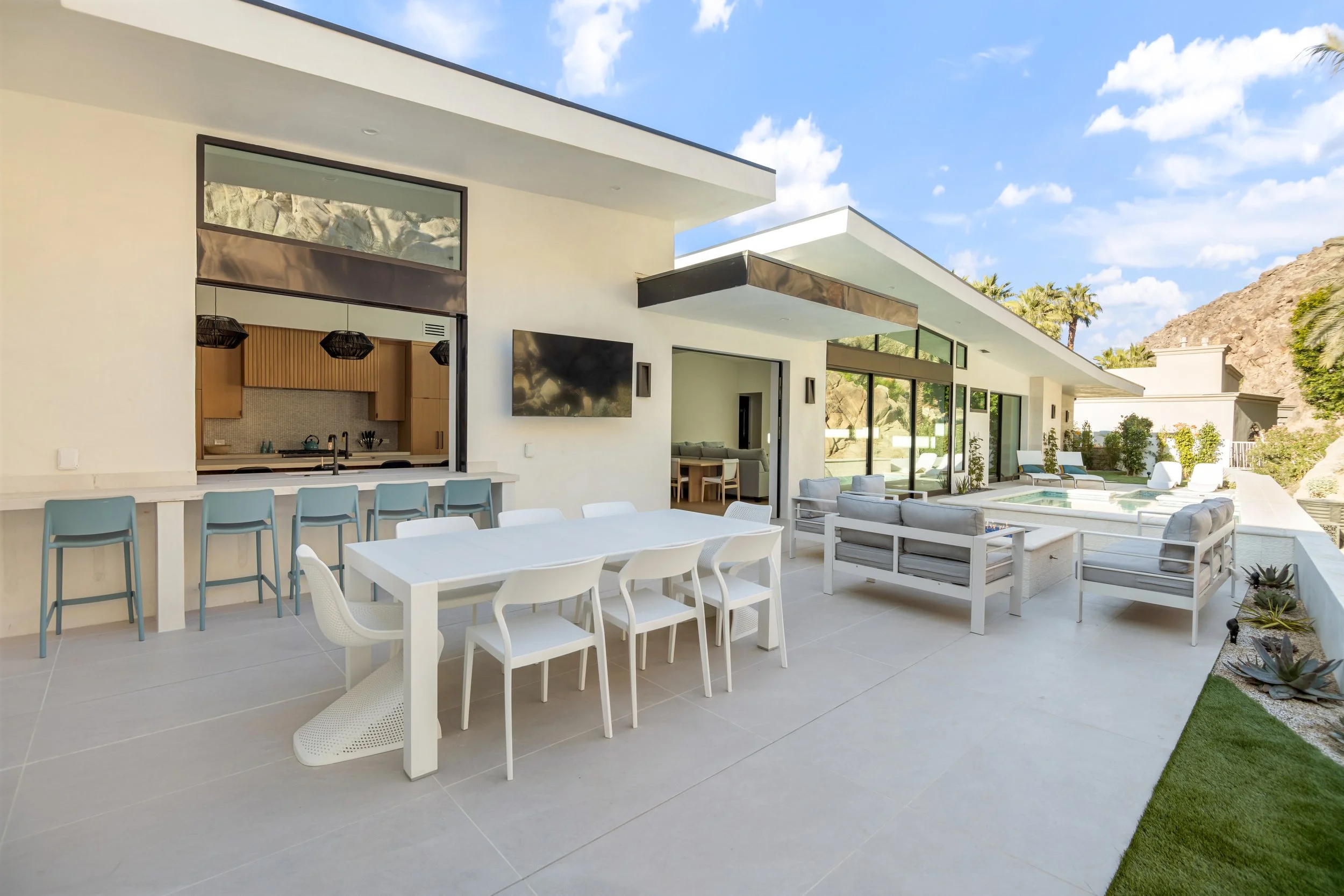 0-Club-Terrace-119.jpg