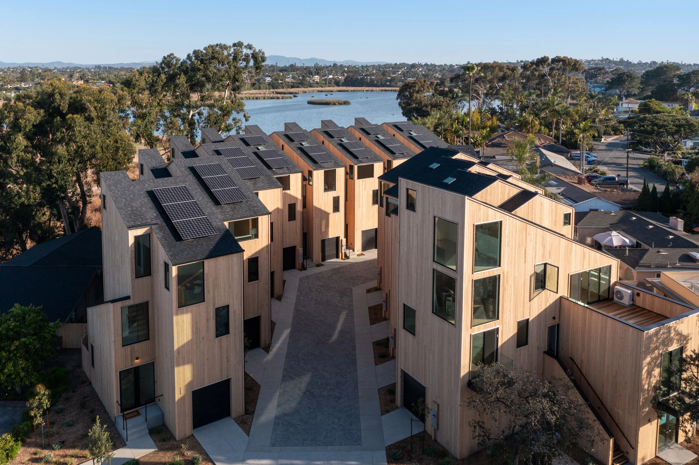 brett-farrow-laguna-row-architecture_dezeen_2364_col_13.png