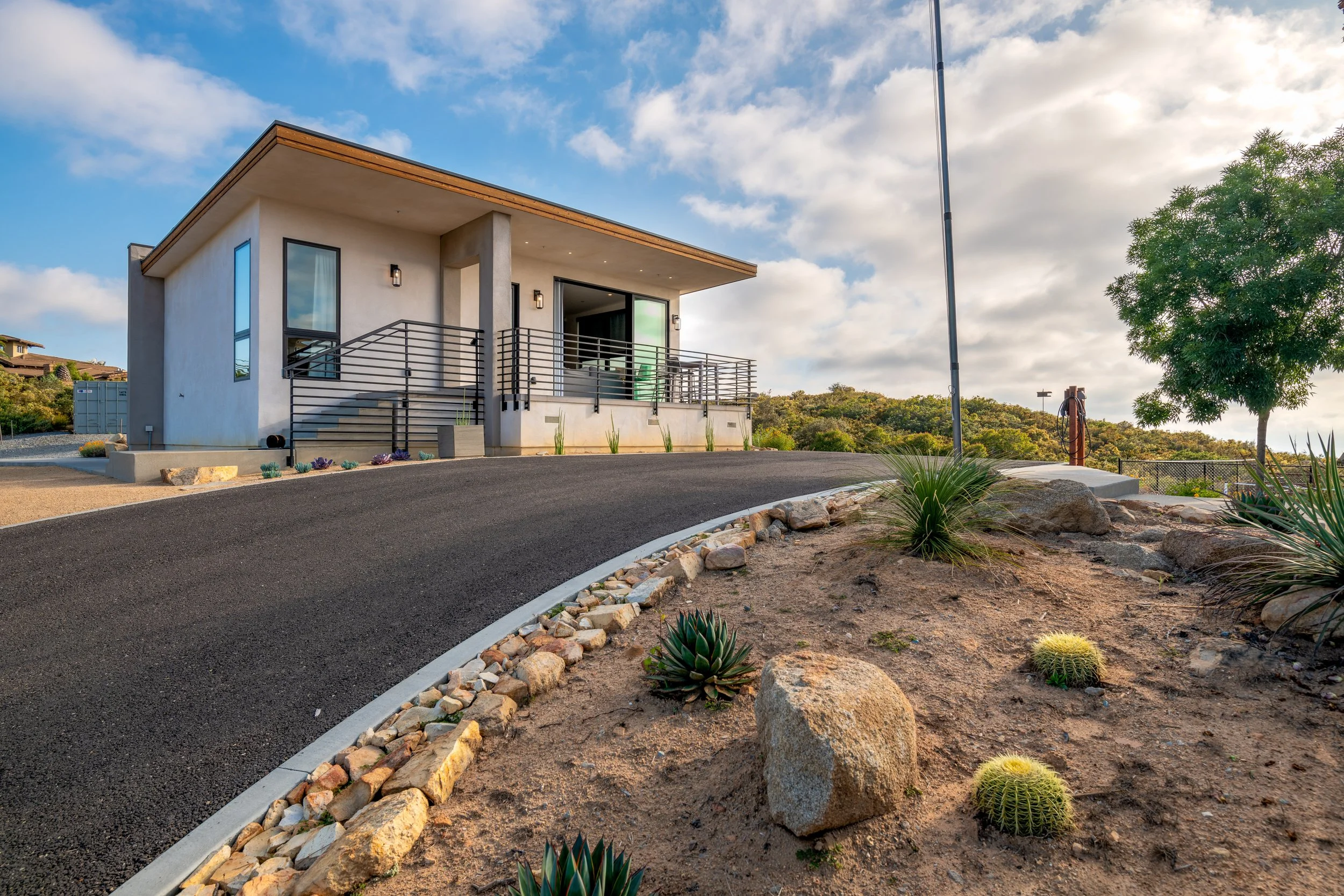 15903 Running Deer Trail-High Res17.jpg