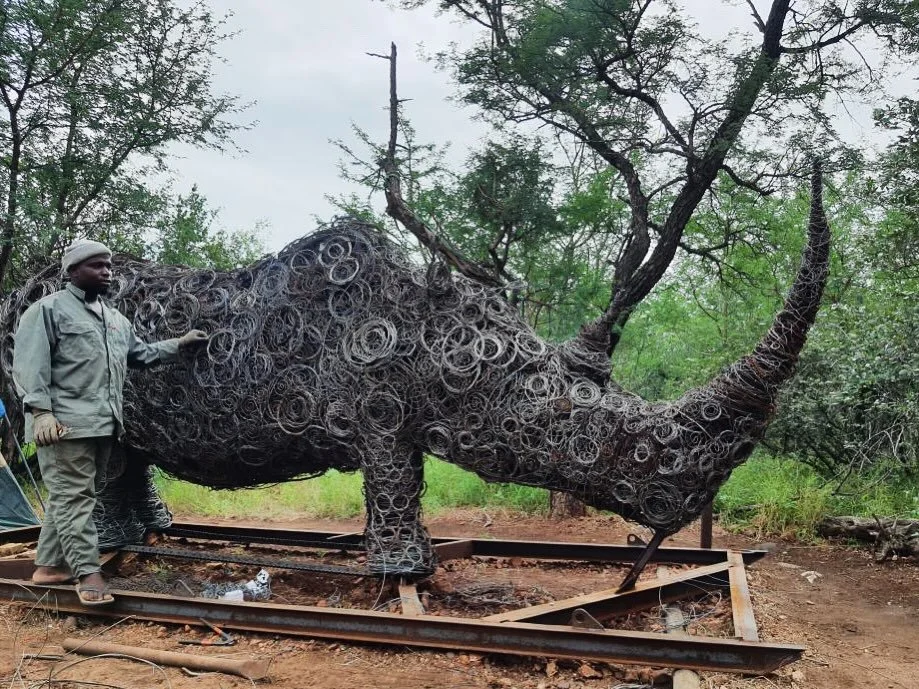 Our sculpture coming along and almost ready to leave on its world tour. Our sculpture friend making huge additions to this piece of artwork that has taken years of hard work of our rangers and friends working in conservation. 
@k9_conservation 
#co