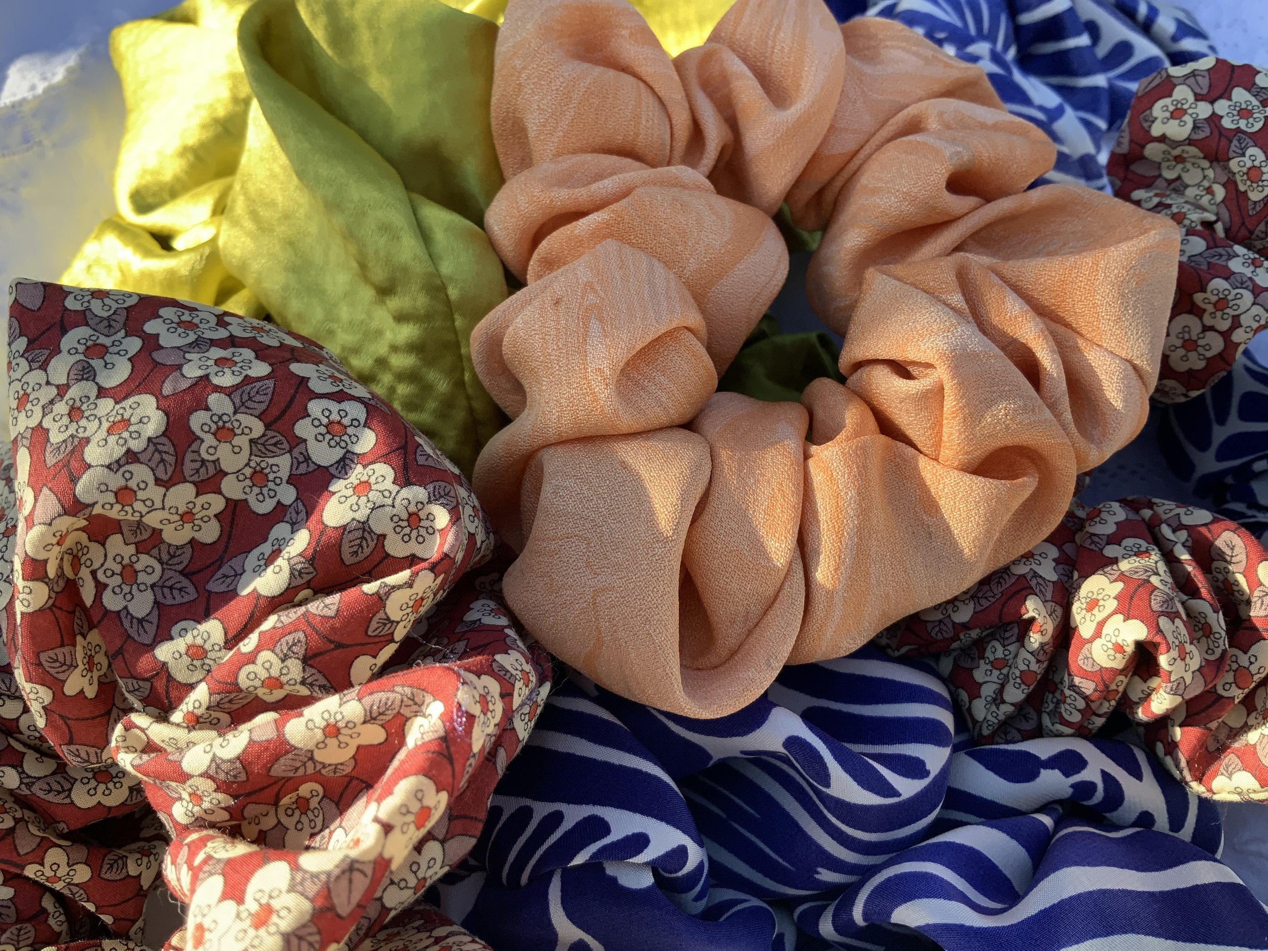 Silk Scrunchie (standard size)