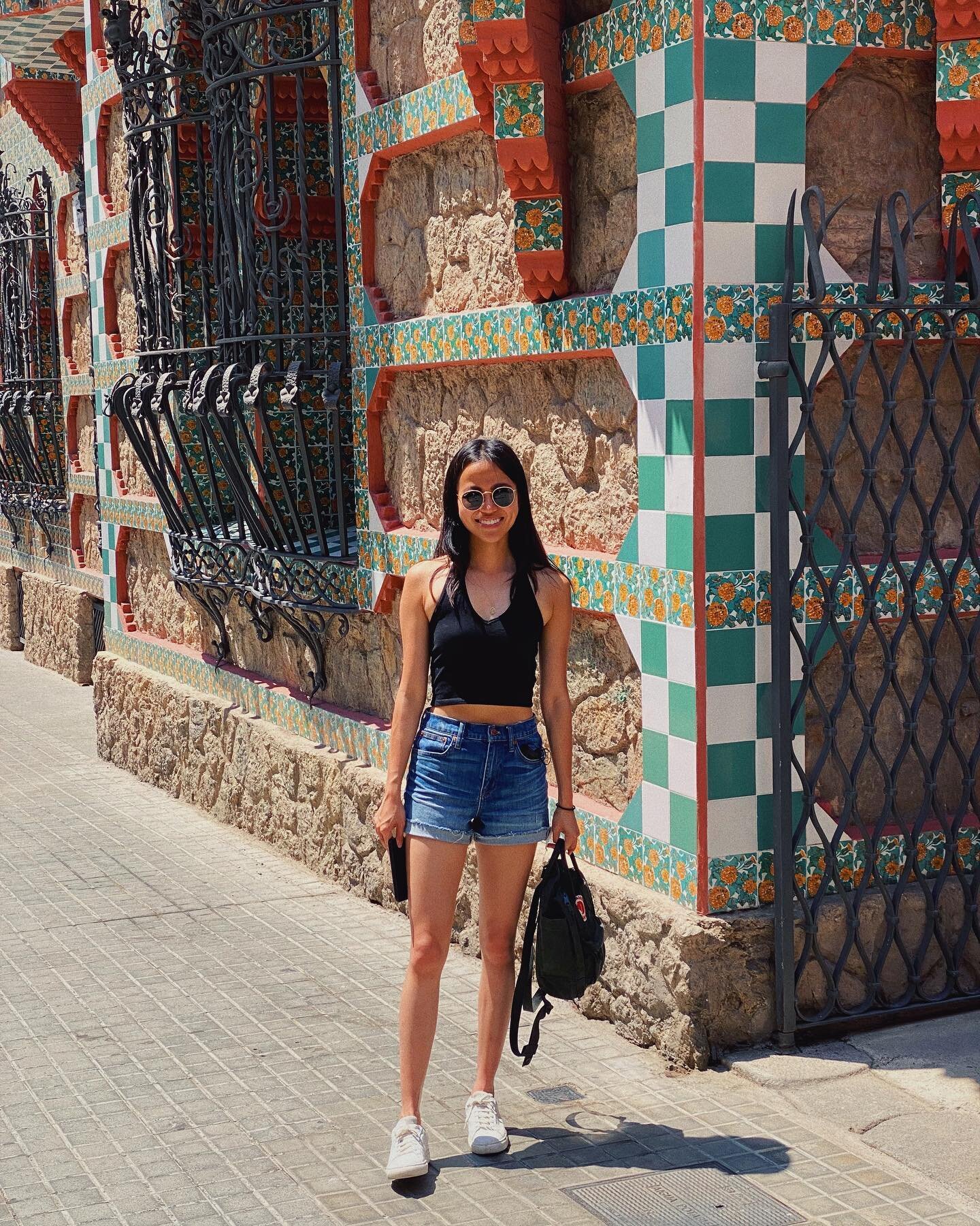 📍currently not here! currently still wearing a trench coat! #britishproblems 😭  #barcelona #lastsummer #europe #casavicens #gaudi #summer #heremag #travelaway #architecture