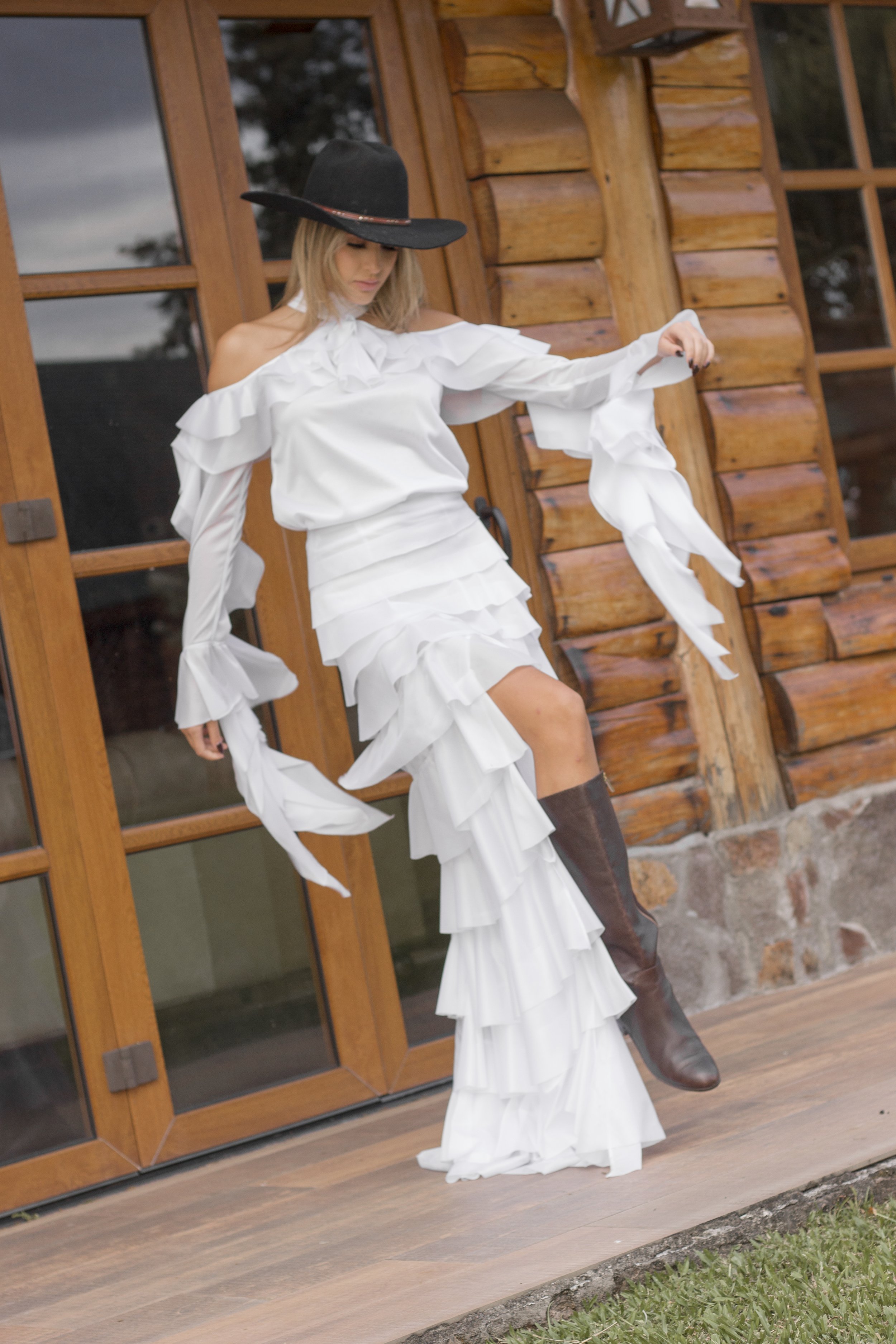 WHITE 1 TOP.jpg