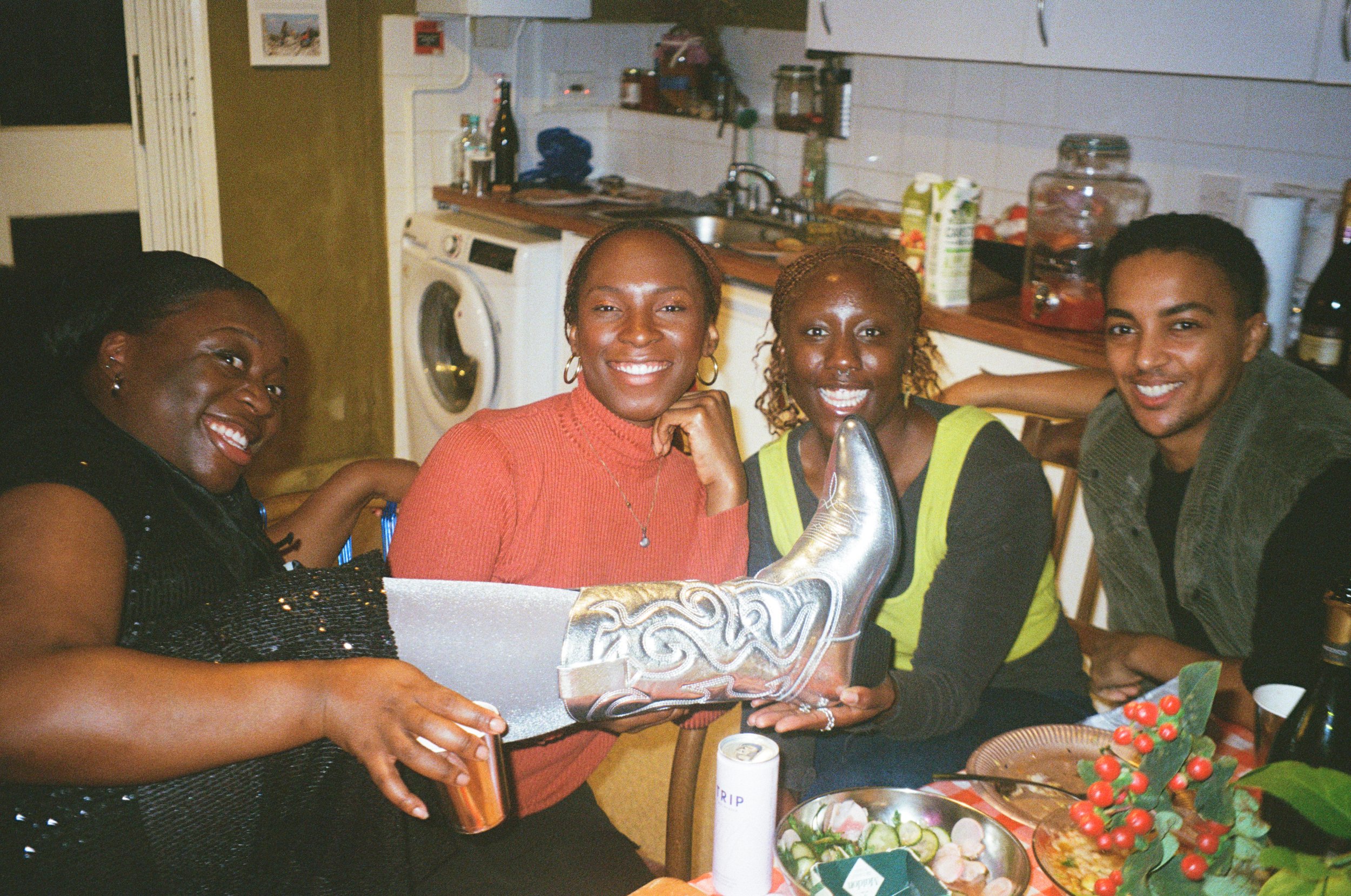 Shenece, Chloe, Rhoda & ?, London