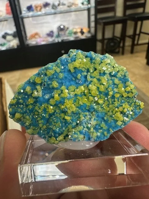 New Arrival, Mimetite on Philipsbornite