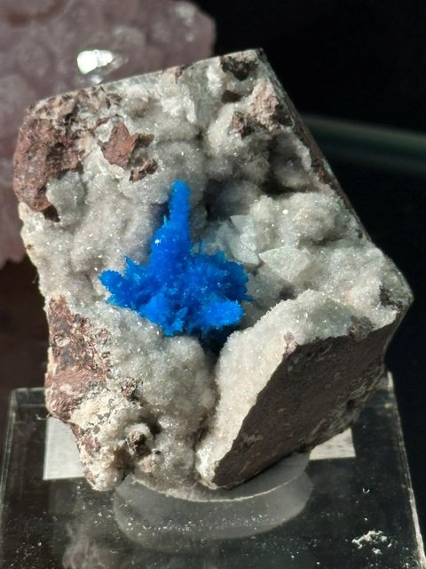 Pentagonite