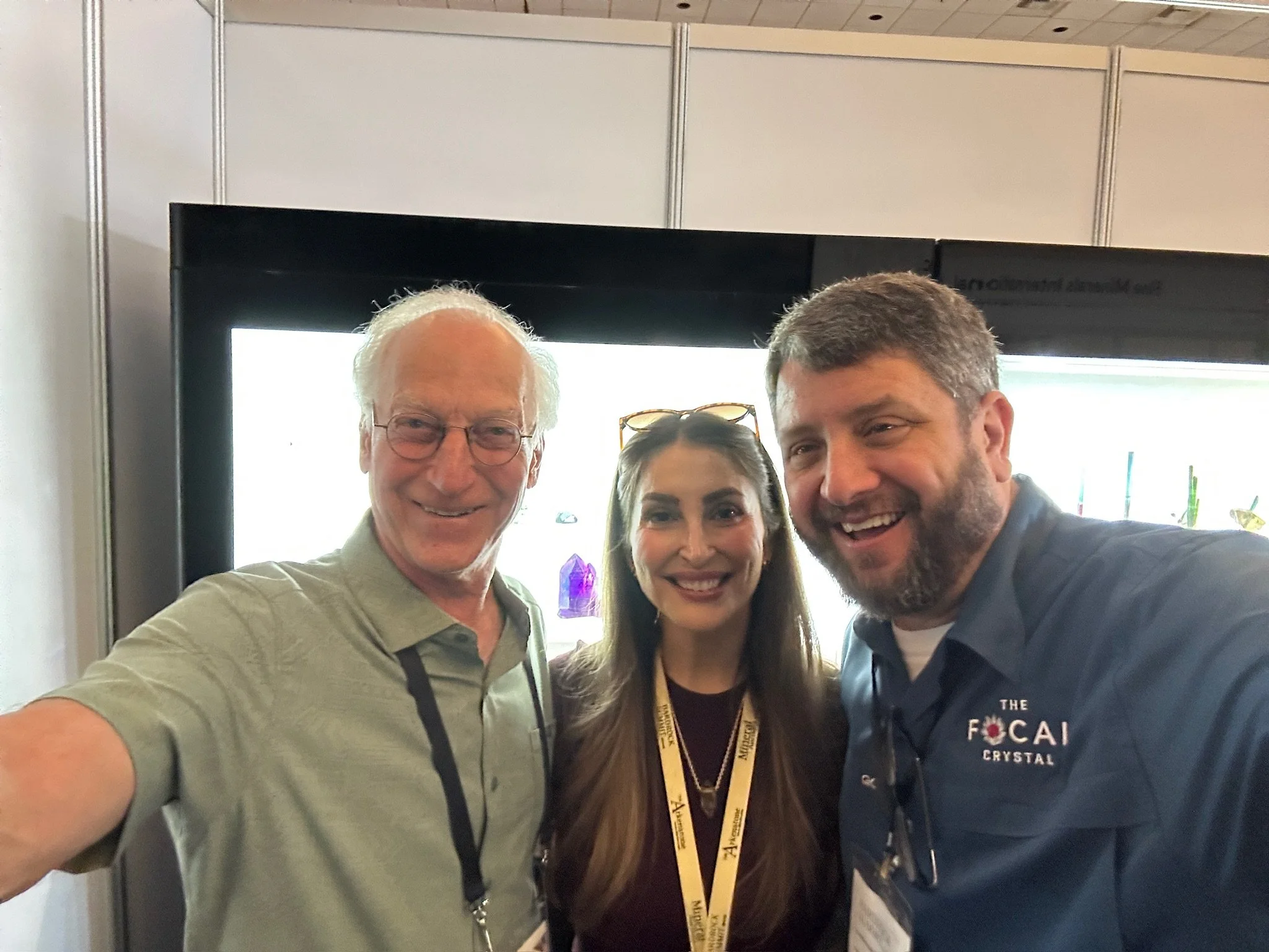Rose between two Thorns?