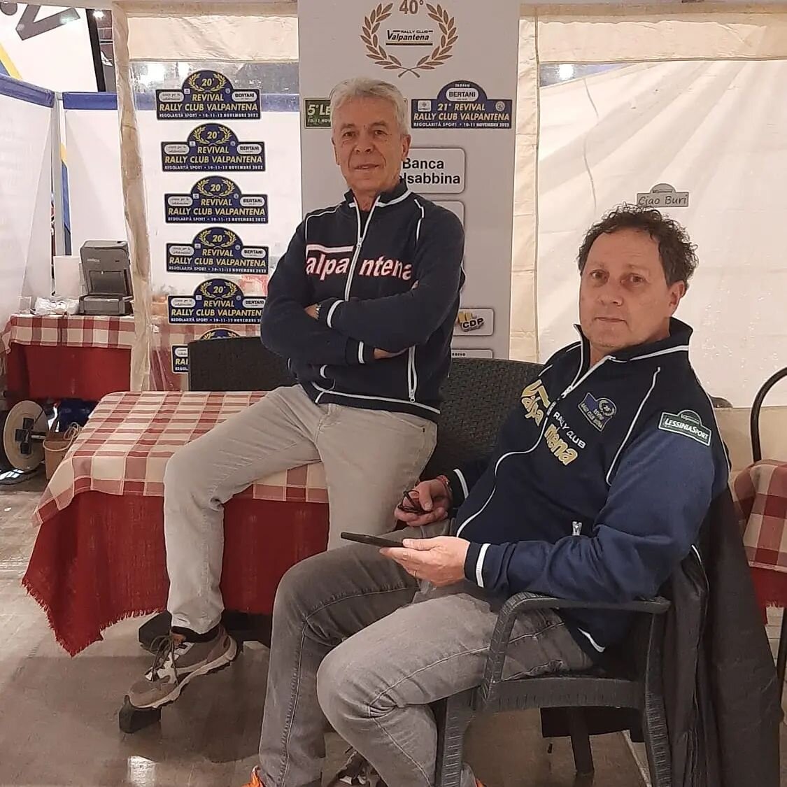 Ed eccoci! Vi aspettiamo a @rally.meeting al nostro stand con la consueta festa RCV!
(ci trovate da oggi fino a domenica)
#rallyclubvalpantena