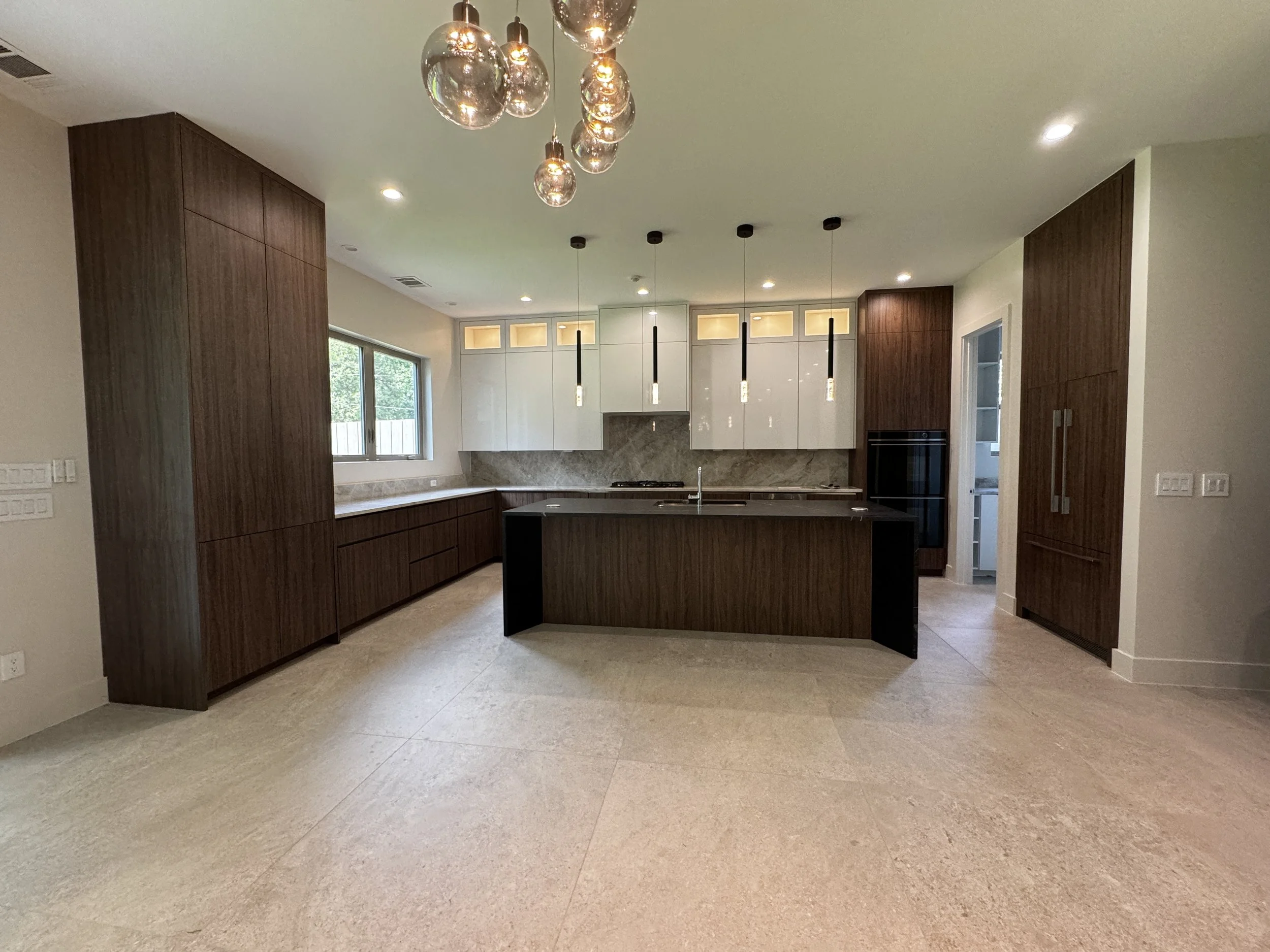 Kitchen Cabinets Modern