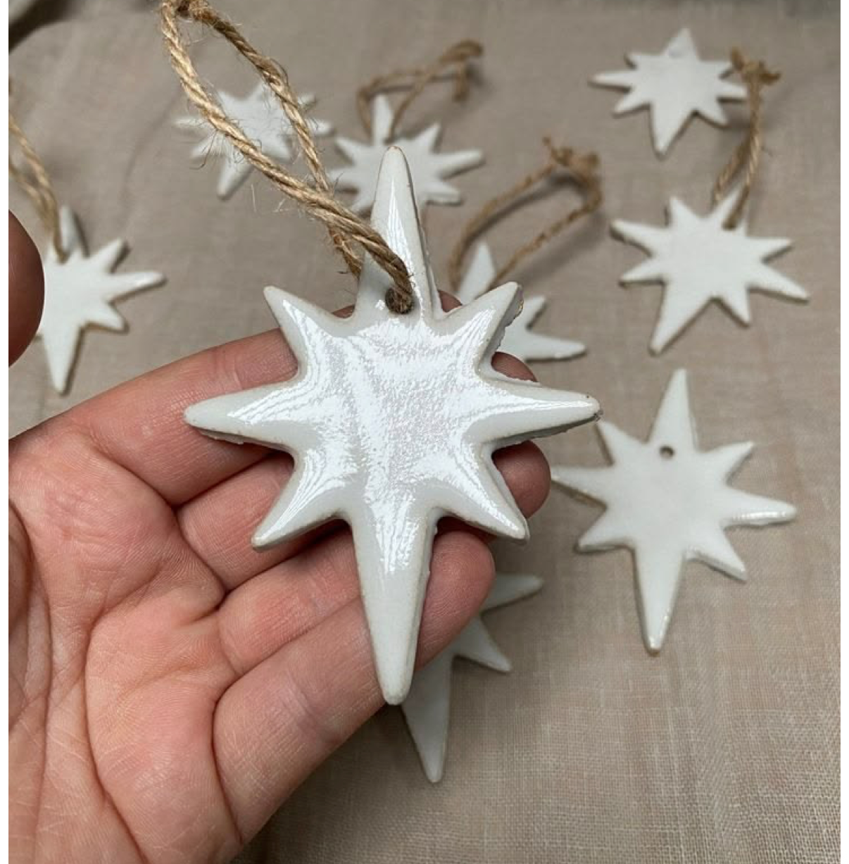 Make Your Holiday Season Magical with Vintage Style Tips.PNG (Copy)