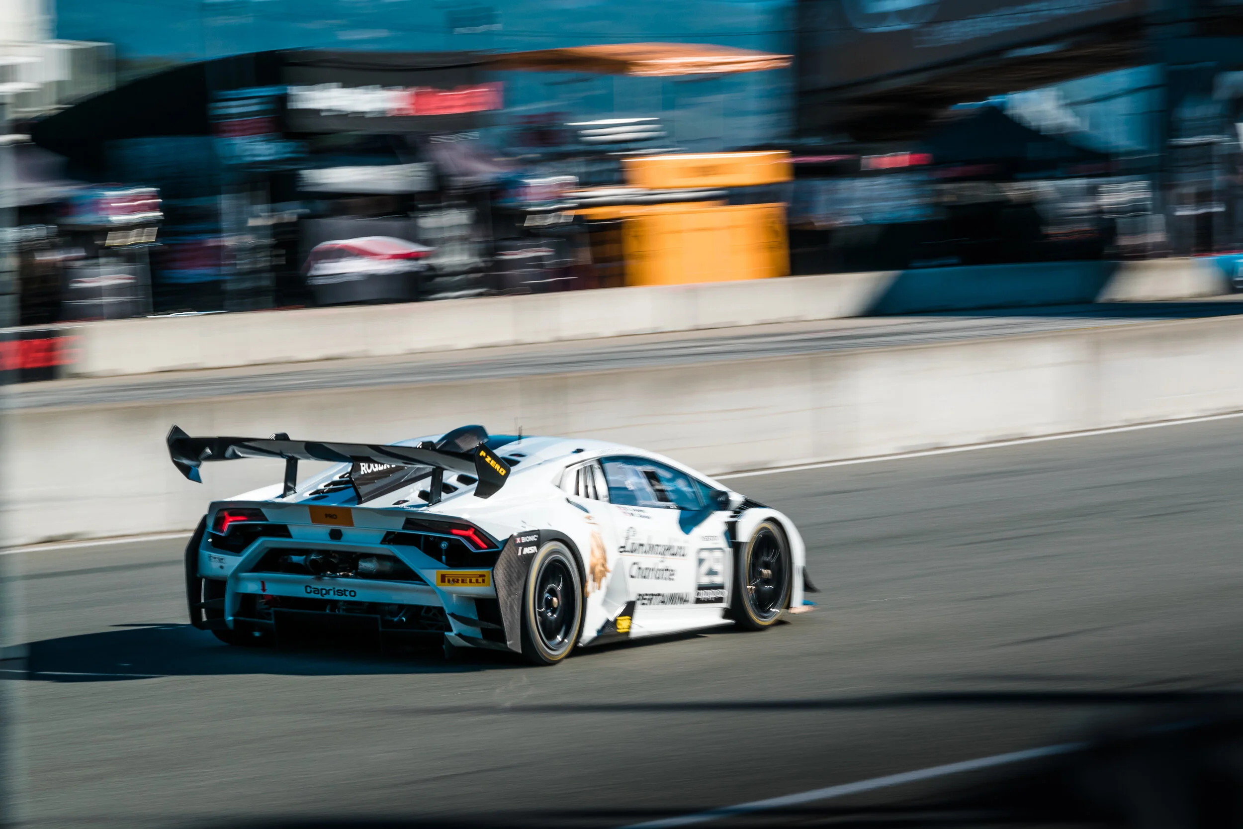 lamborghini-huracan-weathertech-raceway.jpg