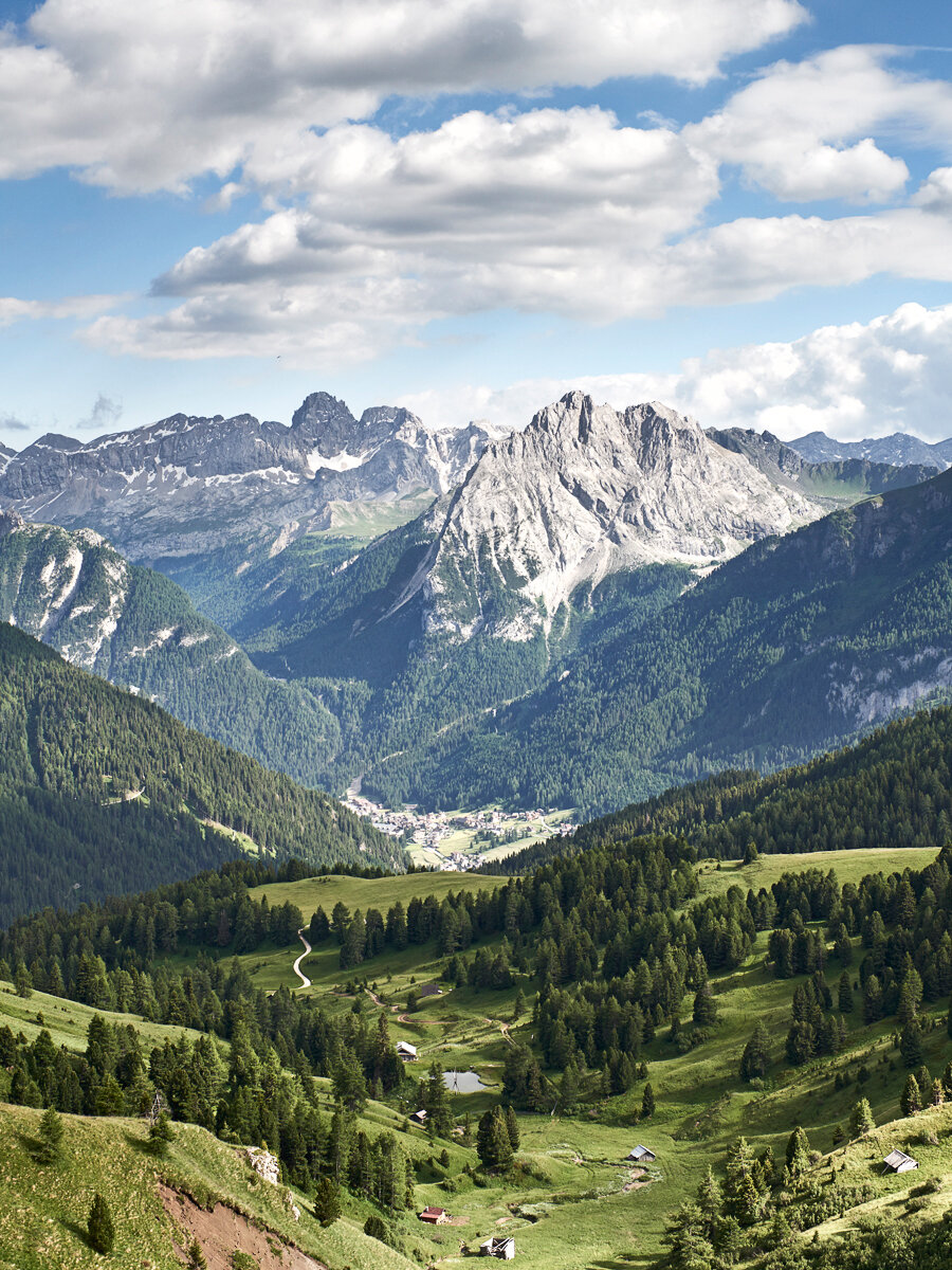 kirsty-owen-travel-photography-alpine-view-dolomites-.jpg