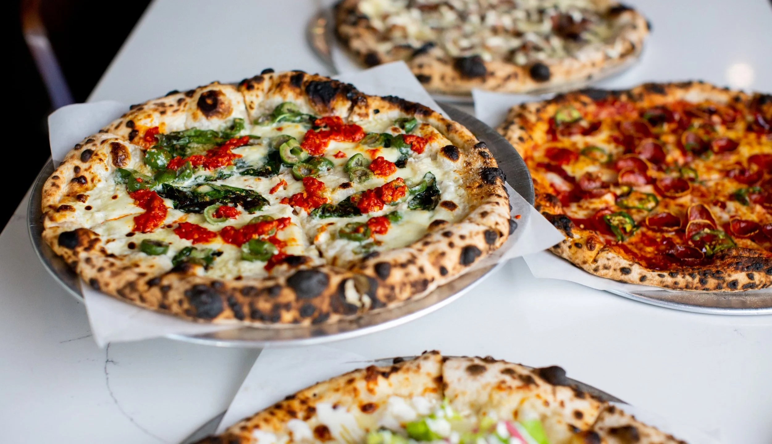 DINNER — Della's ♡ WoodFired Pizza & Cocktails