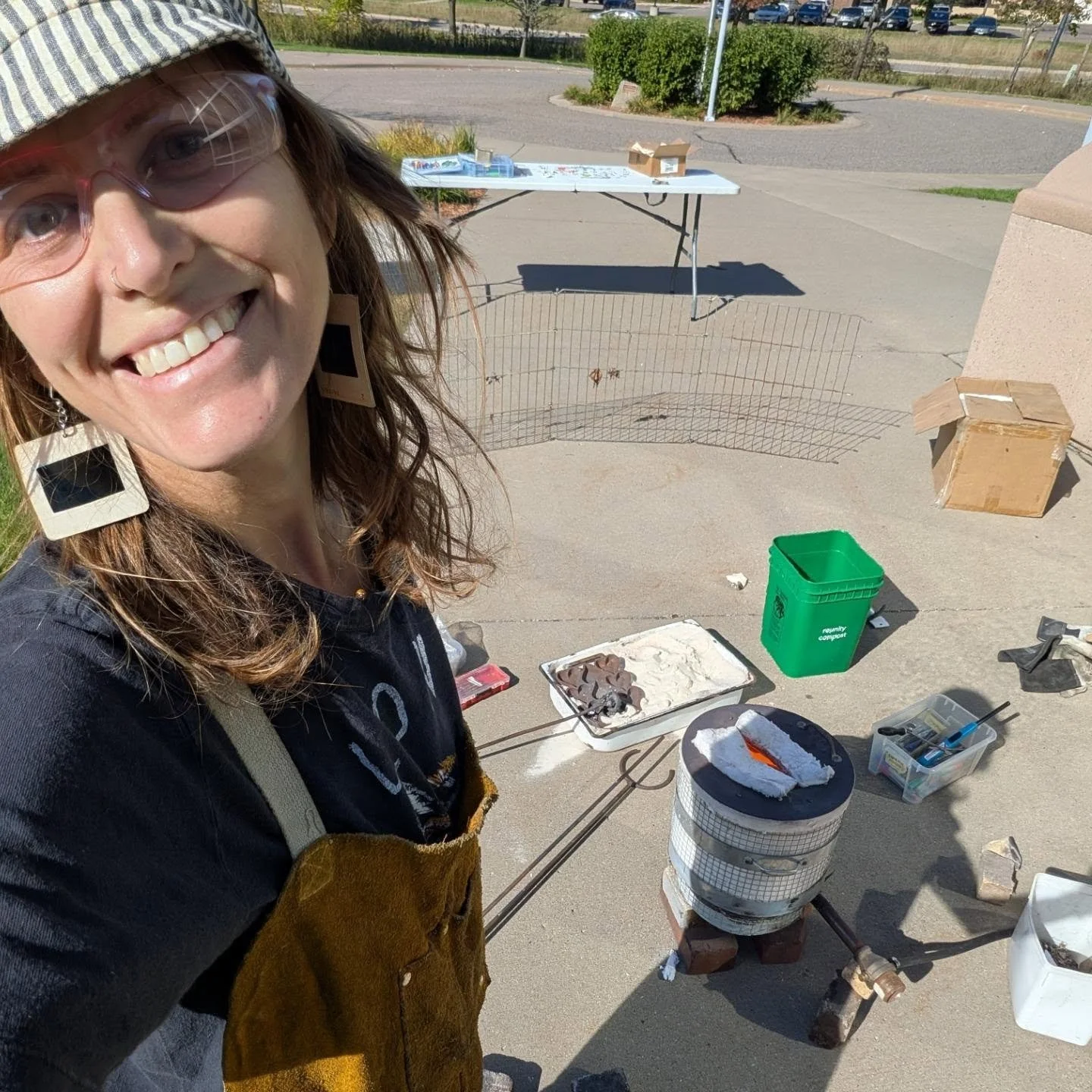 Thank you to #greatriverregionallibrary Elk River for having Pedal to the Metal : Mobile Workshop out to cast some bronze with community members! We had so much fun and perfect weather!