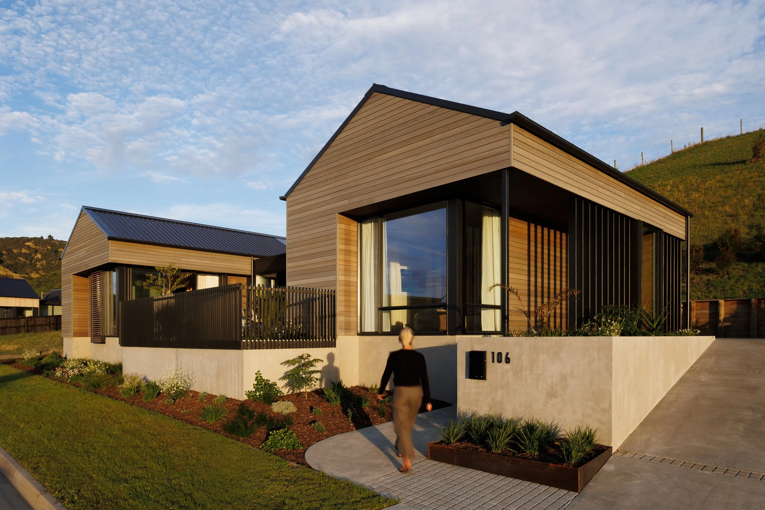 Bayview Road Twin Gables Exterior