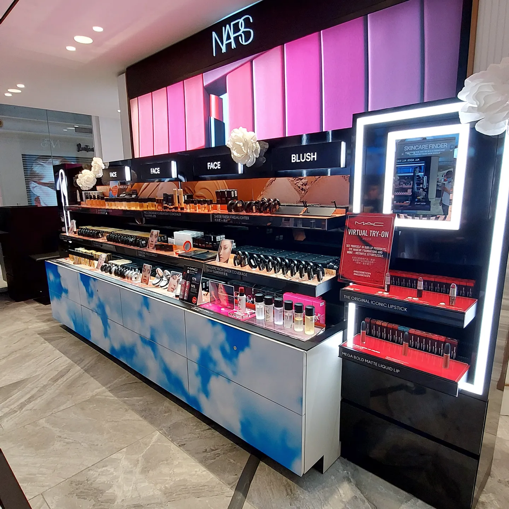 Retail Displays — MC Display and Metalcraft Corporation