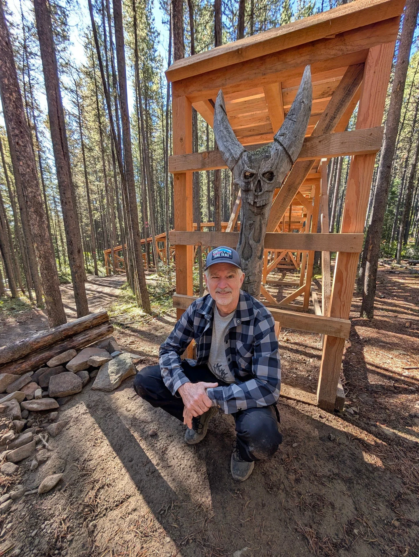 Every trail you ride on Moose and Prairie exists because someone showed up with a shovel, a saw, and a lot of patience. This week we want to say a huge thank you to Alain, our Trail Build Lead, and the whole MMBTS Trail Crew. 🙌 From spring through f