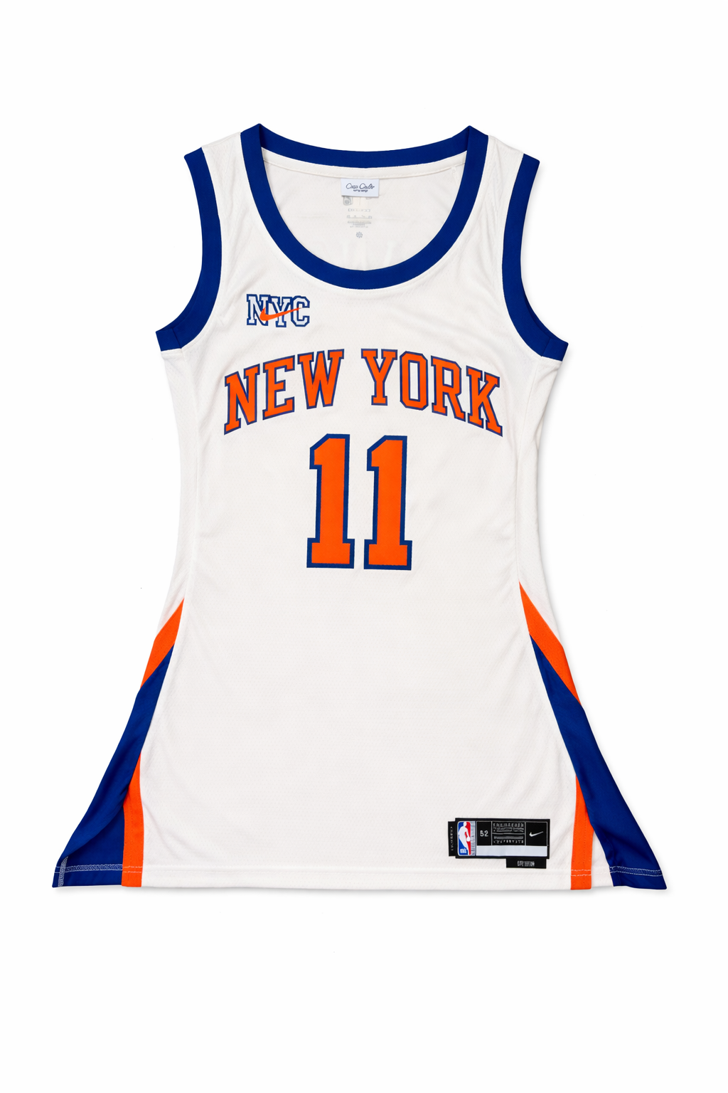 New York Knicks women's jersey.png