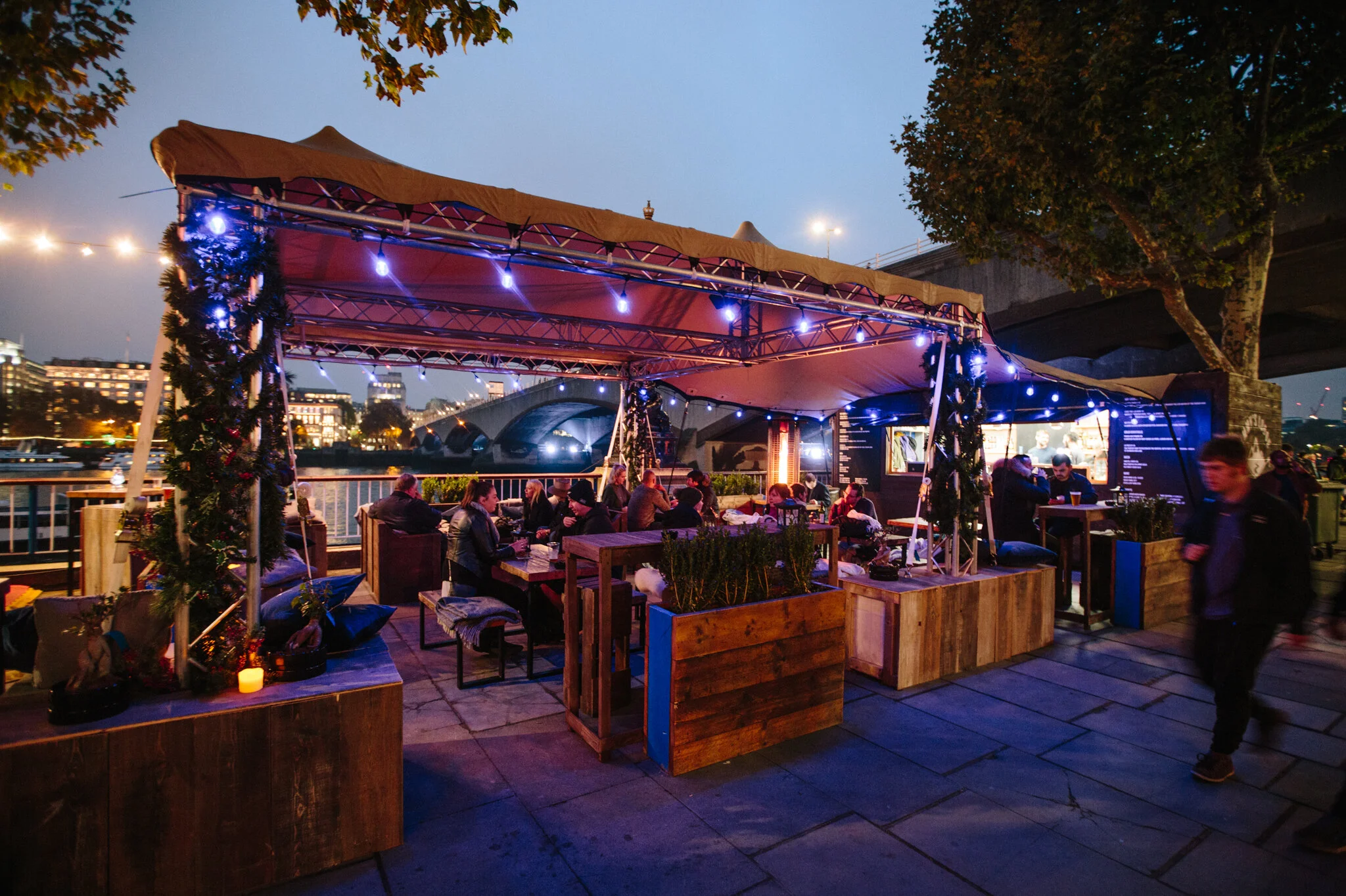 Intent_stretch_tent_Southbank-Jimmys-Pop-Up-small-truss_stretch_tent_uplighters.jpeg