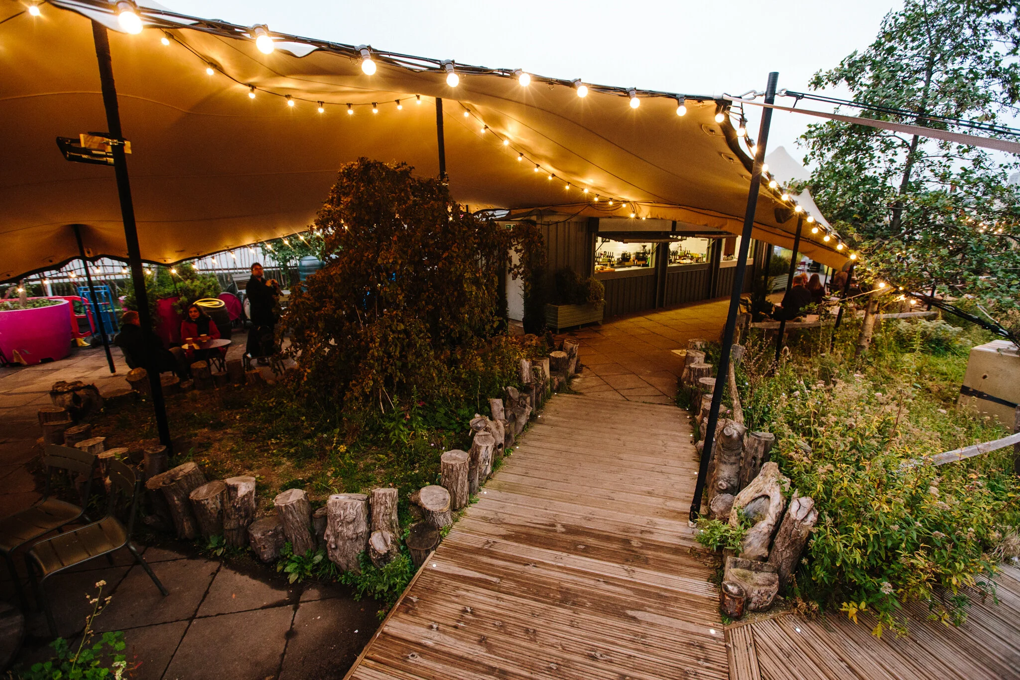 Intent_stretch_tent_Southbank_Roof_Garden_with_chino_stretch_canopy.jpeg