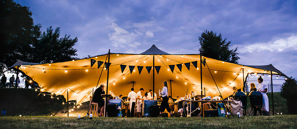 Wapenstilstand Teleurgesteld Weggegooid Stretch tents at foodie festivals — Intent Productions
