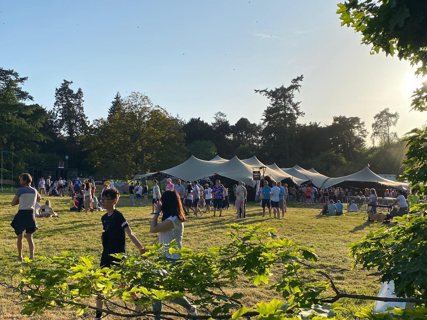 Stretch tents in the sun last weekend at @shindigfestival
.
.
.

#stretchtent #Stretchtents #RHI #marquee #temporarystructure #Eventprofs #canopy #festivaltent #eventproduction #eventsagency #stretchcanvas #stretchcanopy #events