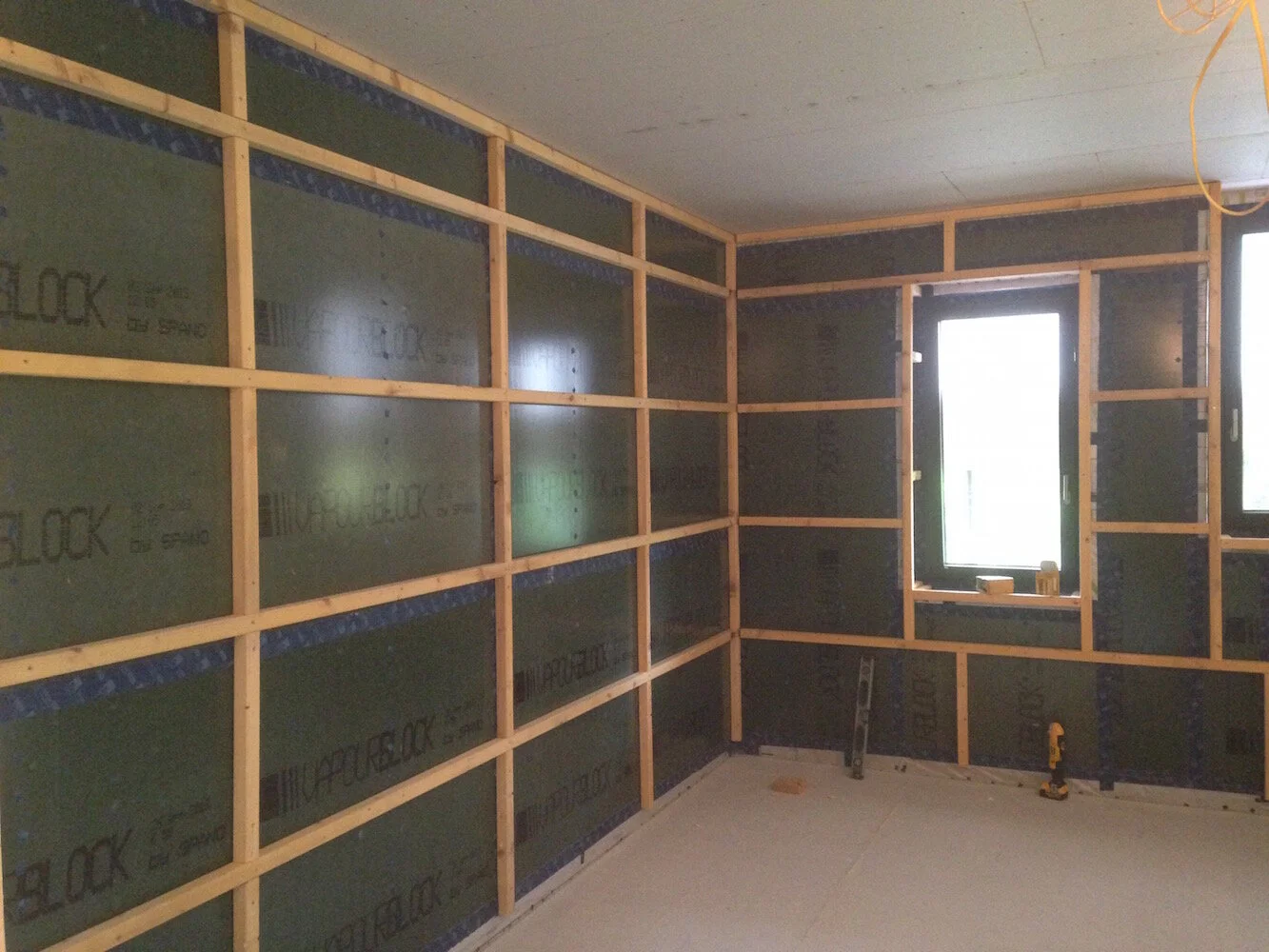How Far Apart Should Ceiling Battens Be