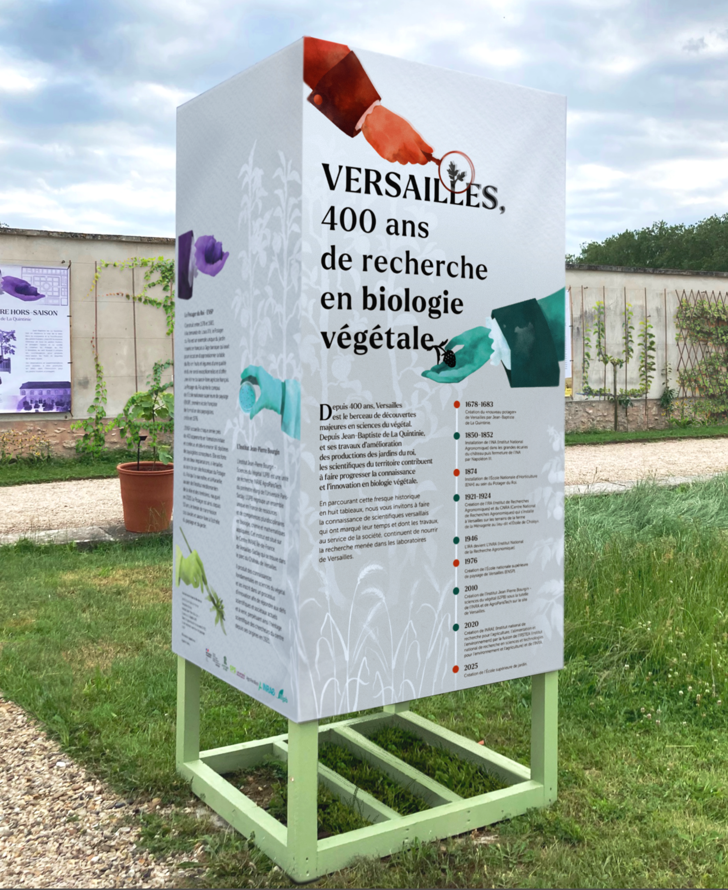 totem_exposition_versailles.png