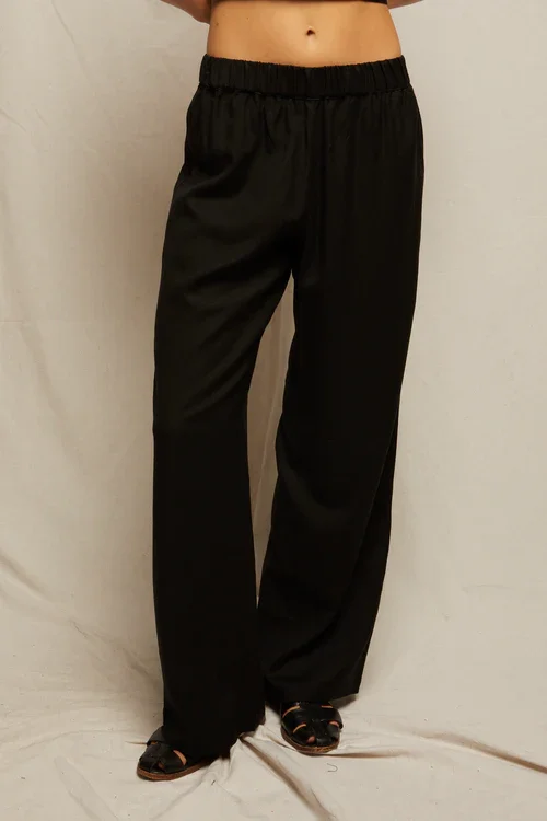 PerfectWhiteTee Georgette Linen Pull On Pant - True Black