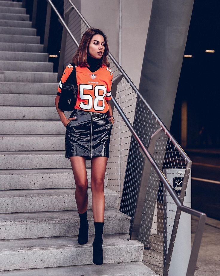 fashion how to wear a jersey