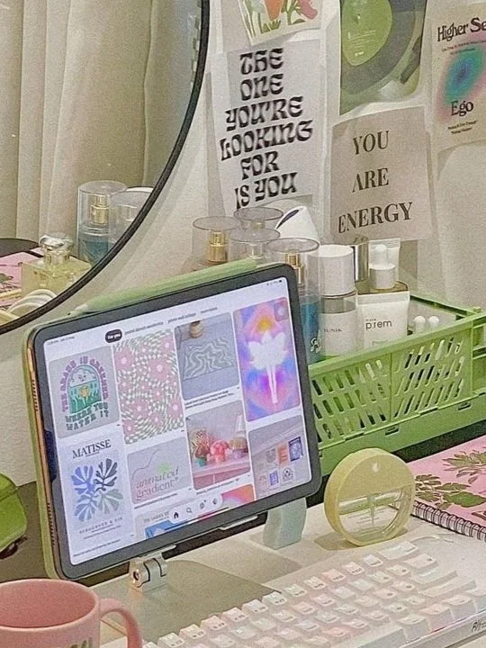 3 Aesthetic Desk Setup Ideas To Copy For A Cute &amp; Trendy Space!