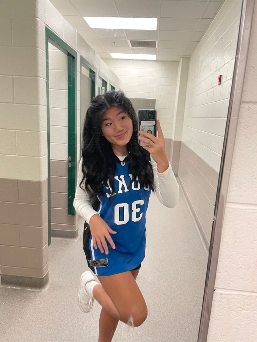 cold weather cute outfit for a basketball game