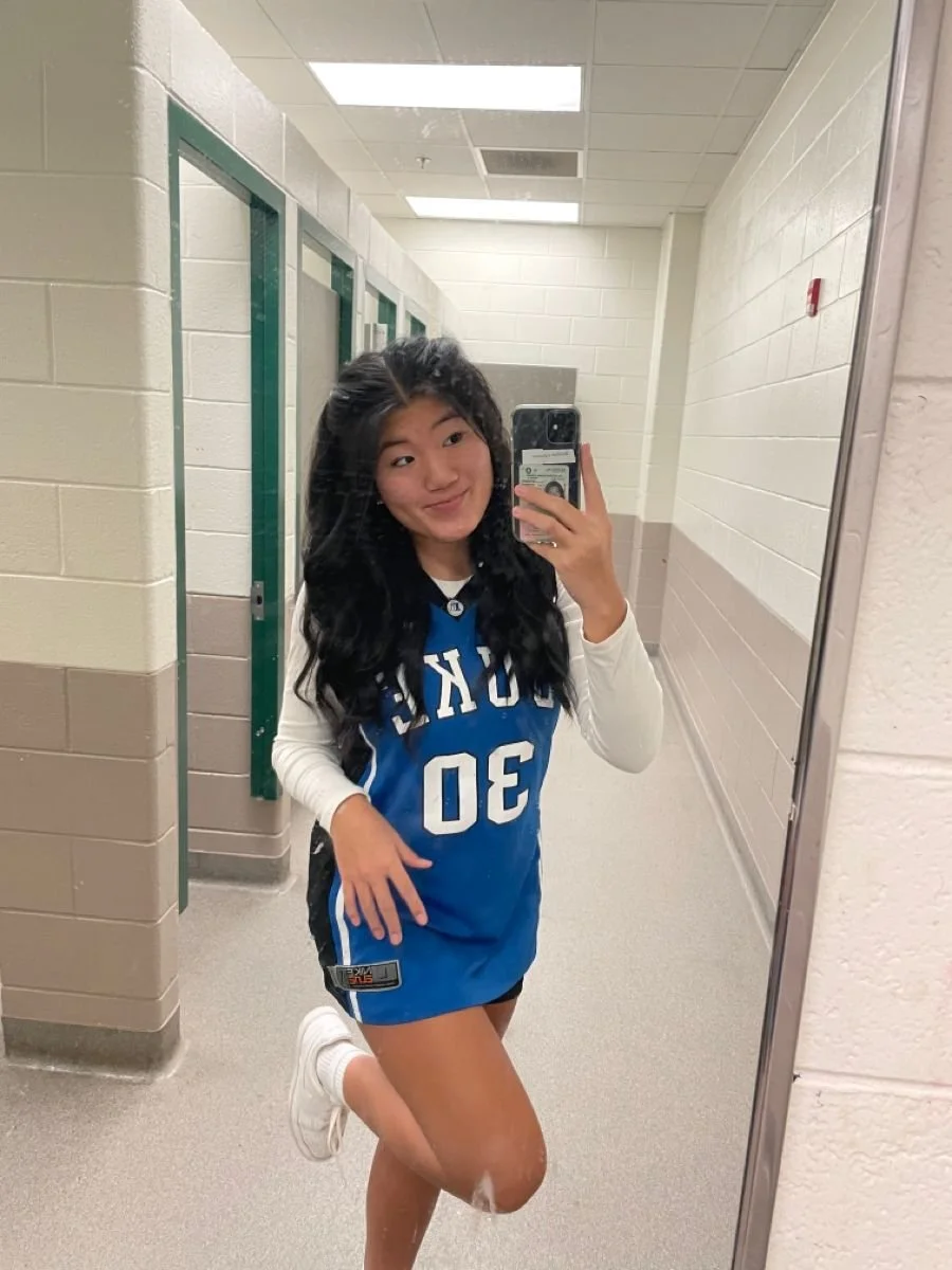 23 Sporty Casual Outfit Ideas To Wear To A Basketball Game! — Nikki Lo