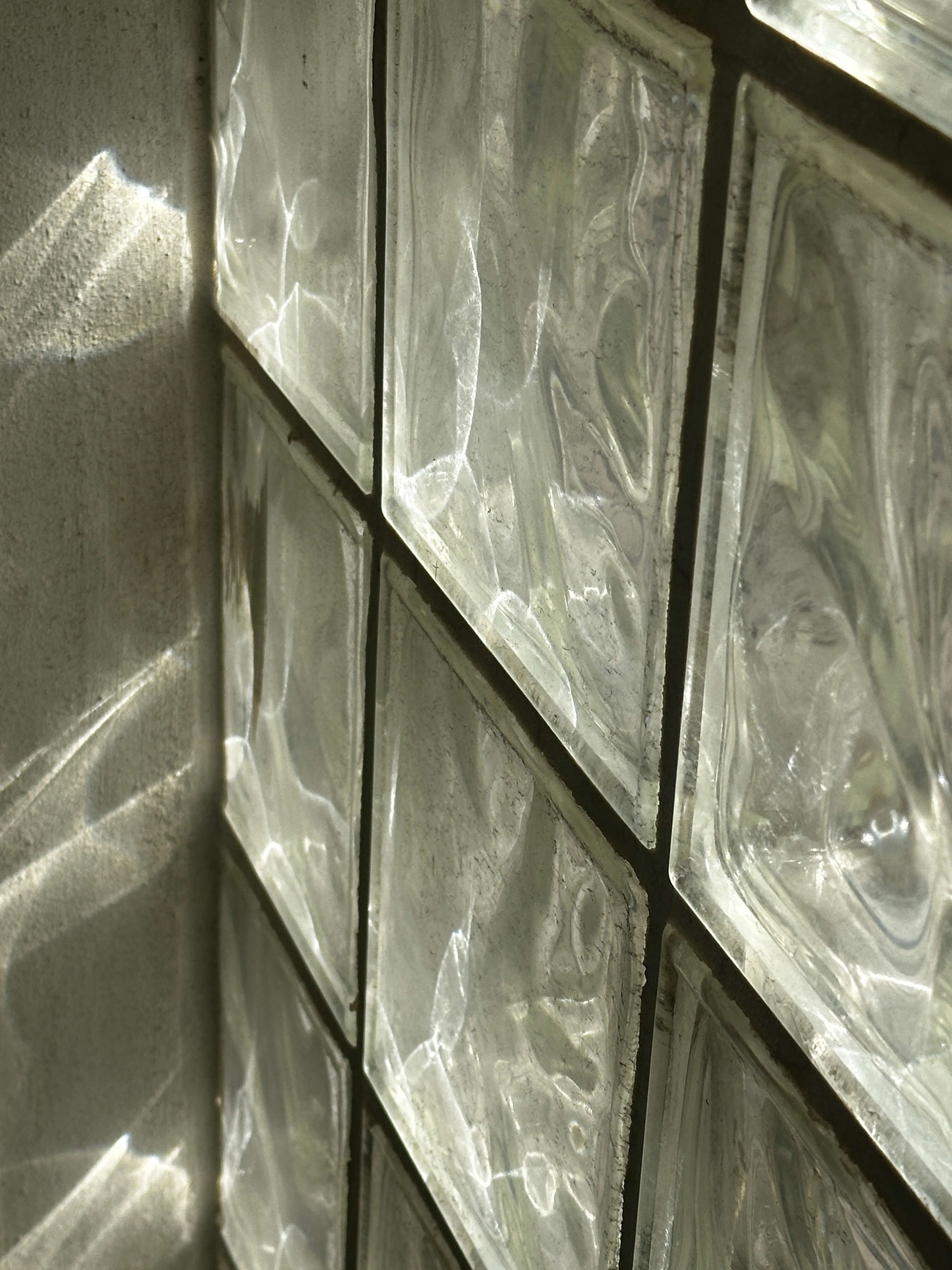 glasswork designs for the home