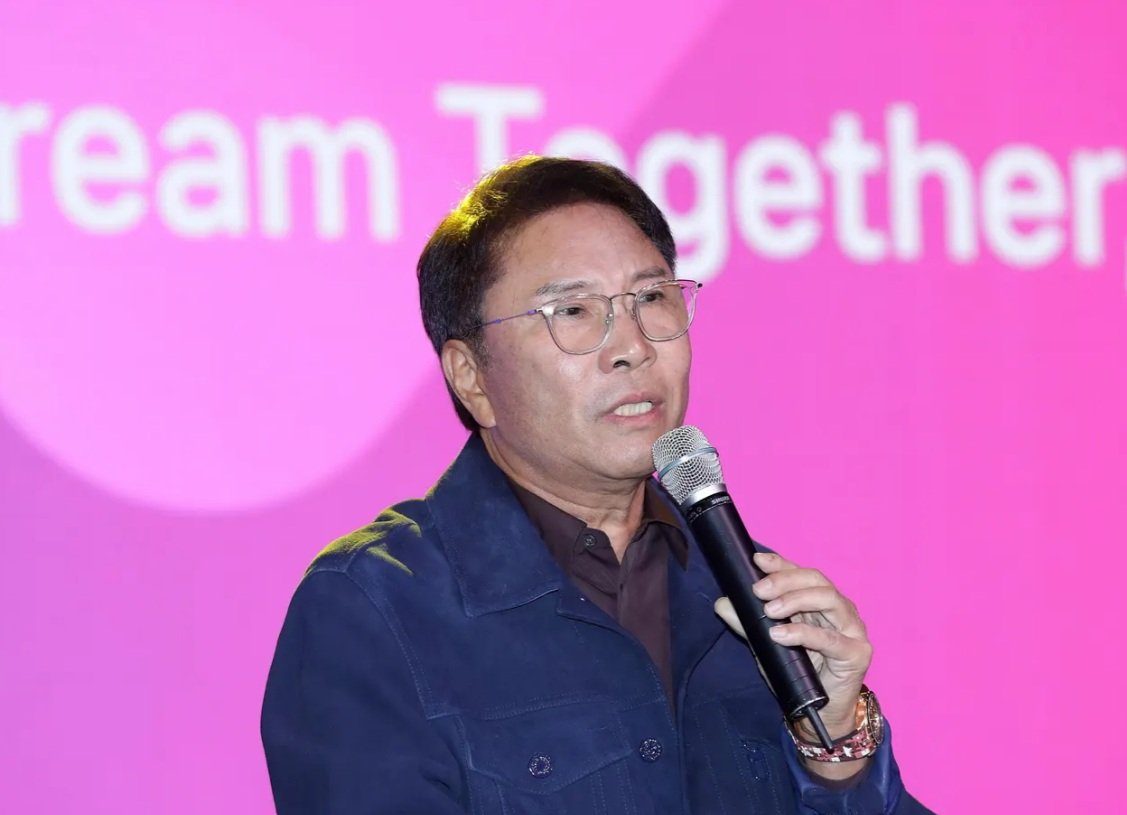 ‘Lee Soo Man: King Of K-Pop’ Documentary Examines A Legendary K-Pop Legacy