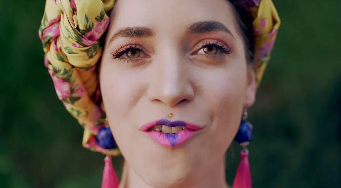 La faceta no tan conocida de Laura Guevara