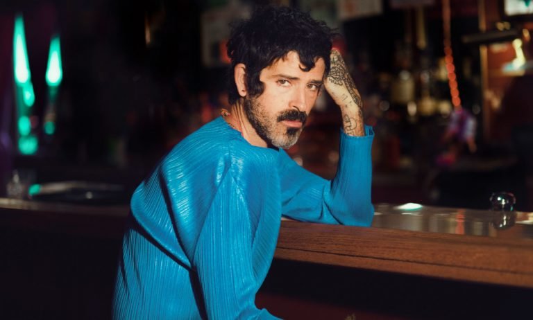 Devendra Banhart: “Siempre hay que dar una ofrenda”