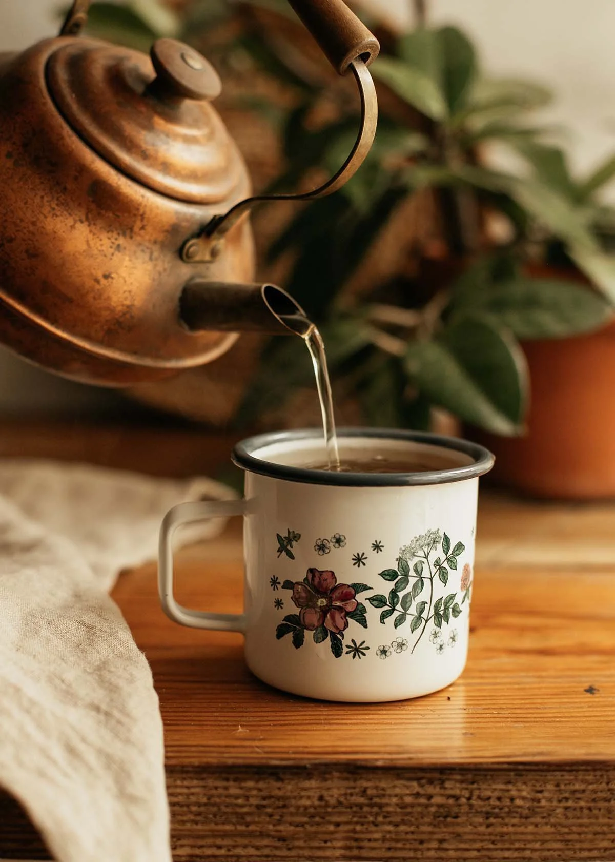 Floral Enamel Mug (22).jpg
