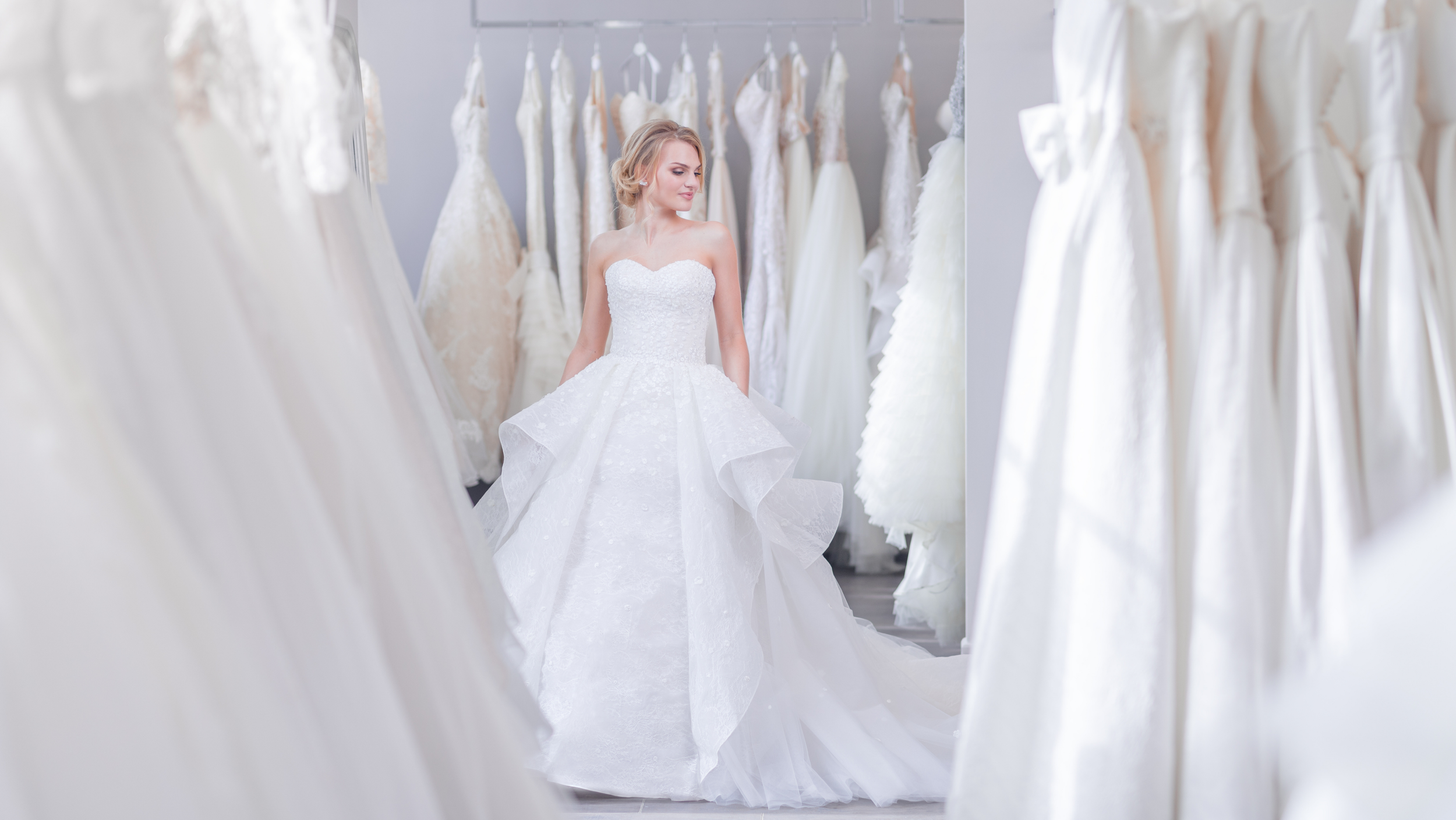Hot Sale Mermaid Lace Wedding Dress 2020 With Long Sleeve Satin Appliques Wedding  Gowns Plus Size Bride Dress Robe De Mariage - Wedding Dresses - AliExpress