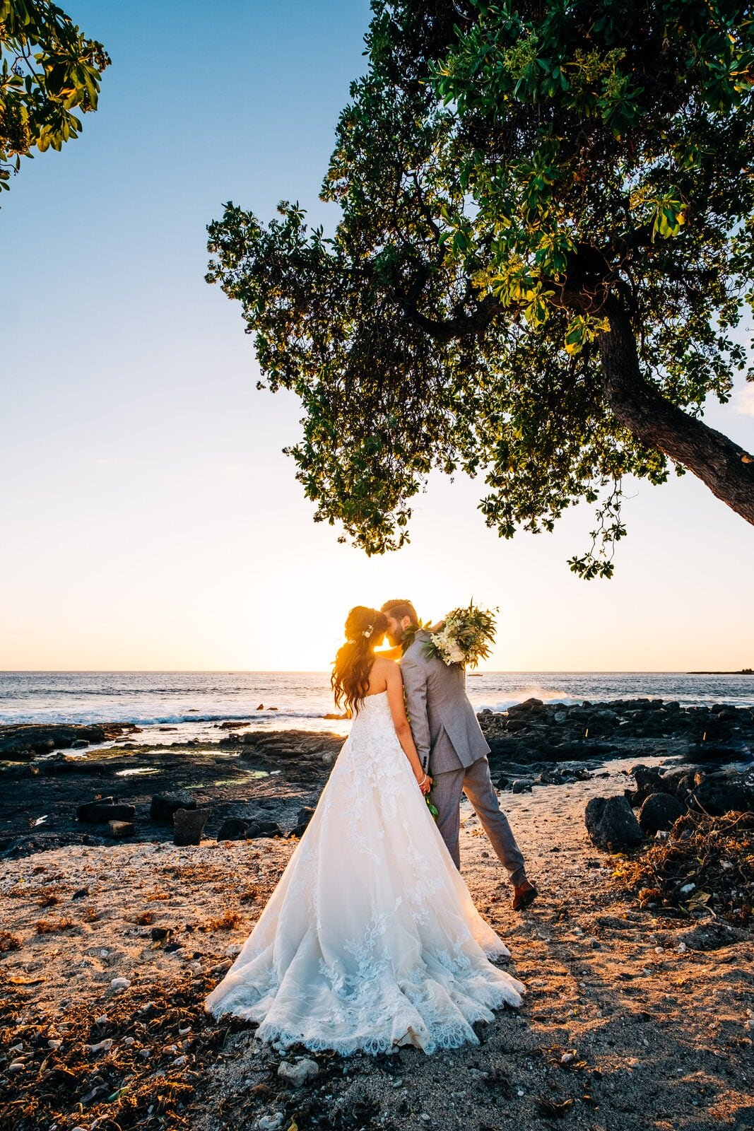 hawaii-wedding-affordable-beach-17.jpg