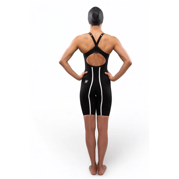 a3-performance-prana-open-back-female-759.webp