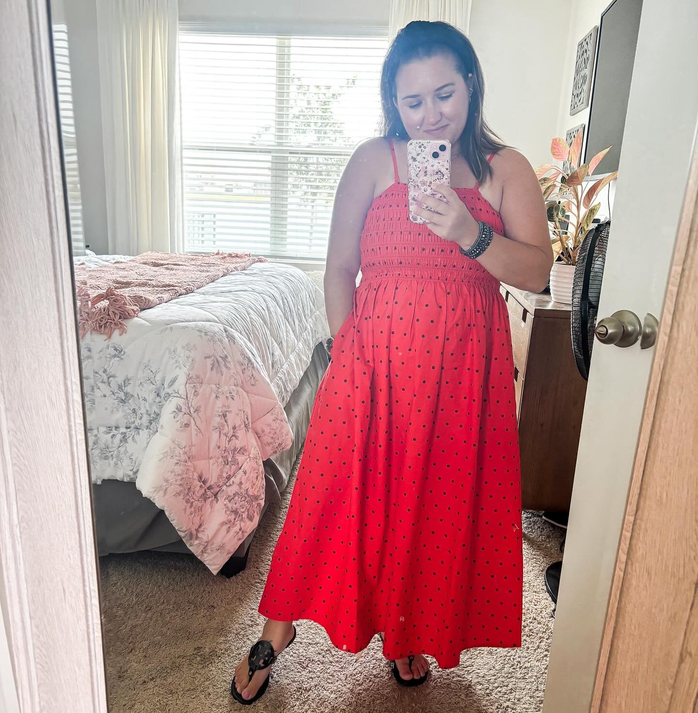 Bought this dress becuase its @buccaneers colors 😂

I love the ease of dresses so much and this one from @target was such a good find!