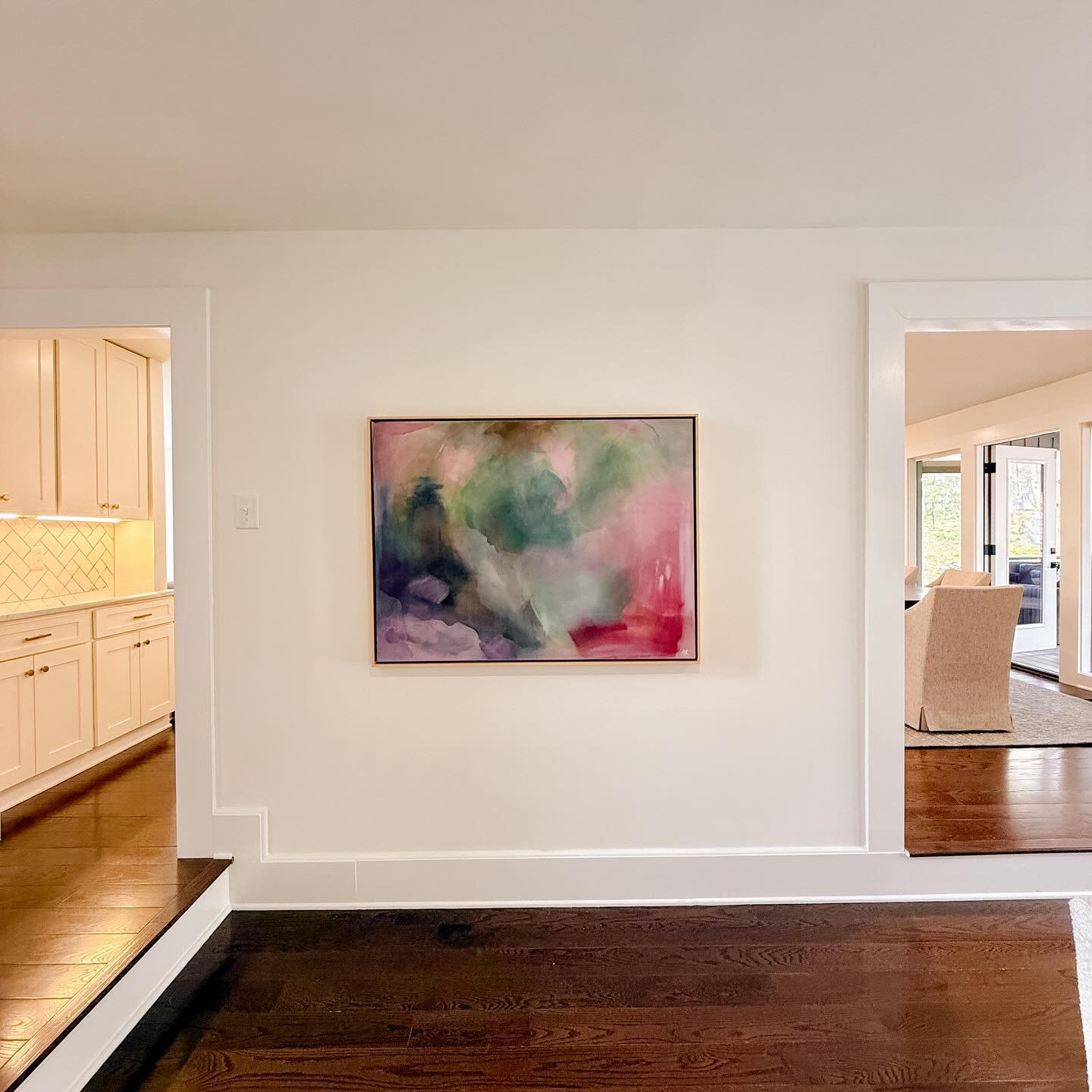 I love how life works itself out opens the door for spontaneous adventures like this one : getting to hand deliver an original painting to a new collectors home in Tennessee AND come back with this little cutie 🤭🐱😭❤️ my heart is full to the brim!
