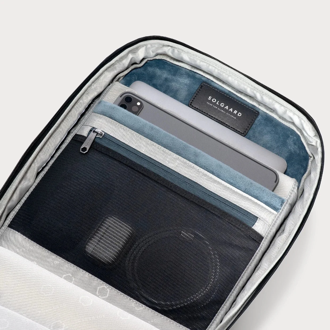 Gallery-Artemis-Inside-Laptop.jpeg
