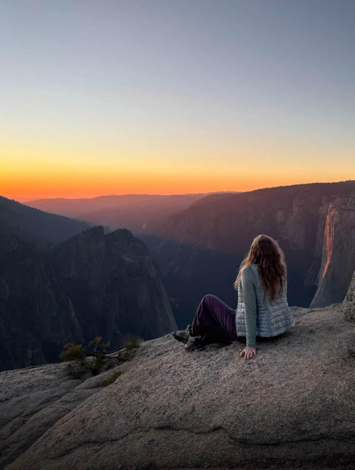 Oh, @yosemitenps 😍

My little artist&rsquo;s heart is so happy and full after an amazing 5 days with @staywildstaycreative.

I painted every day and was surrounded by the best company! We even caught the valley drenched in full moonlight, so expect 