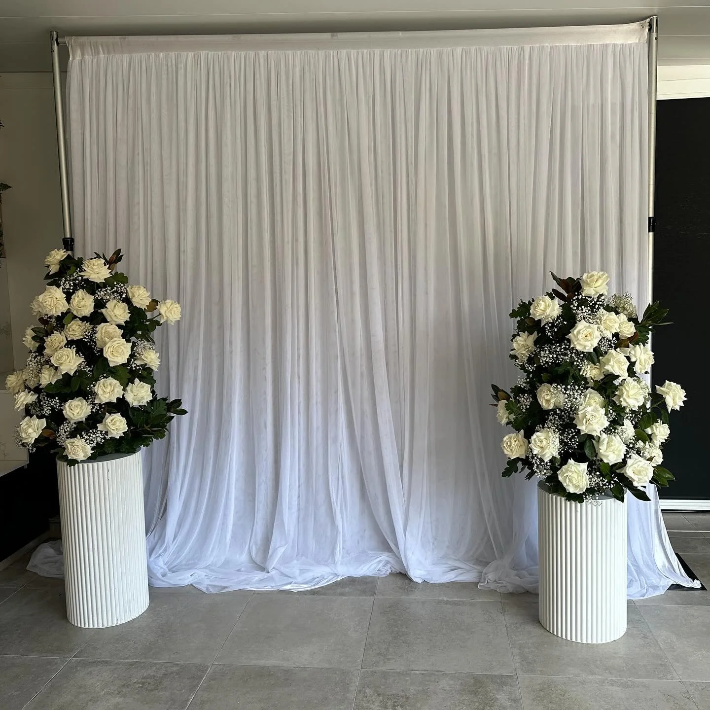 #freshflower #floraldesign #housedecoration #whitecurtain 

Curtain hire , plinth and fresh florals 

Shop 1 and shop 2
7-9 cross st Bankstown 
NSW 2200