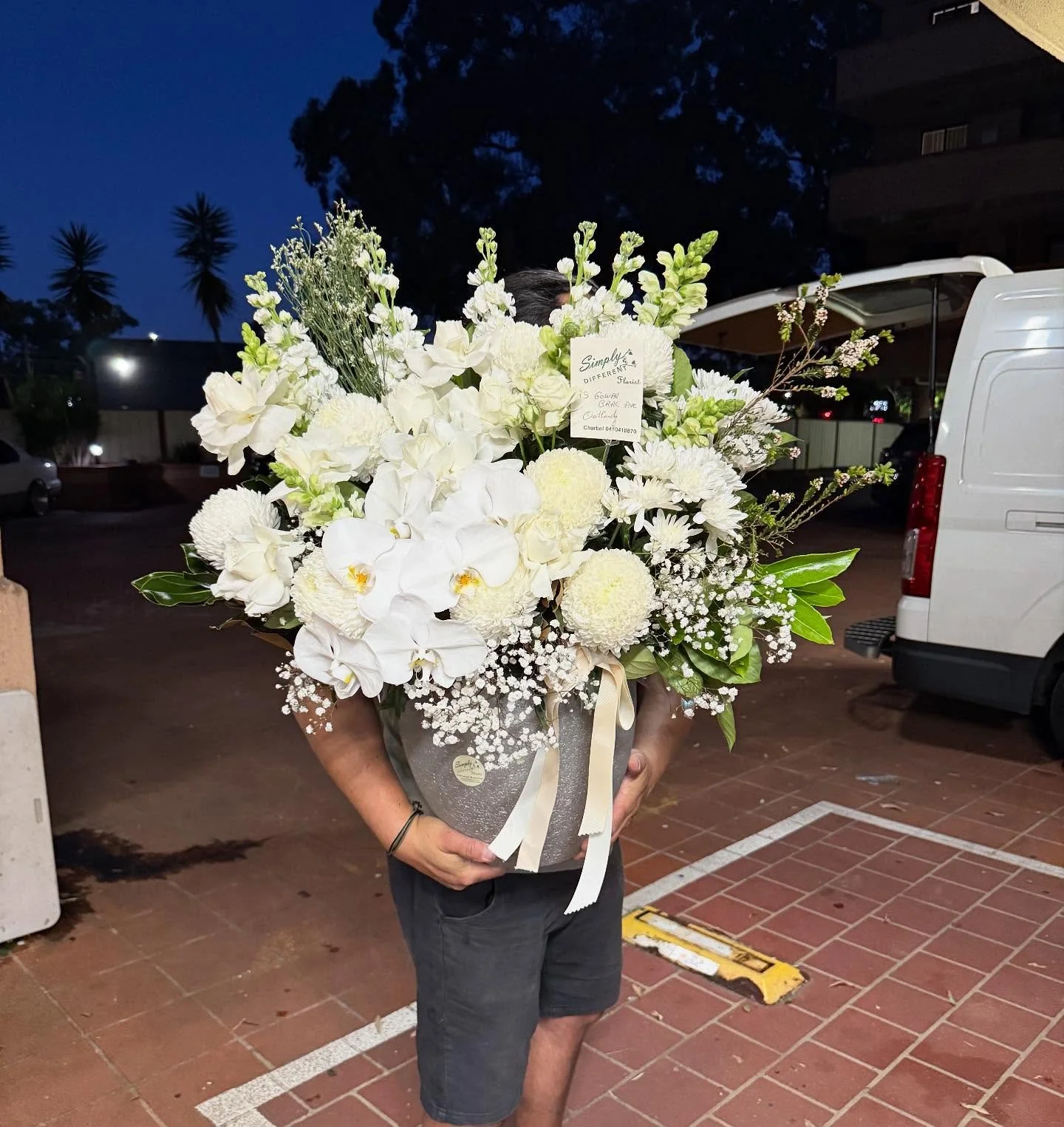 Classic white made with our twist and style 

#simplydifferentflorist #florist #bankstownflorist #bansktownflowers 

Shop 1 and shop 2
7-9 cross st 
Bankstown nsw 2200