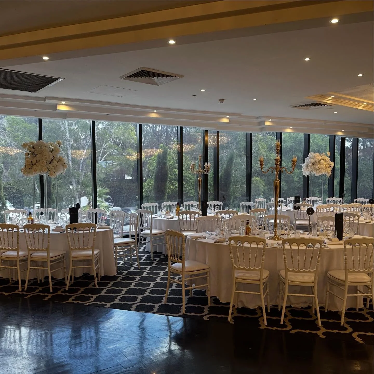 Silk florals for all your event 

Call us to enquire if your wedding or your event is coming up 

#wedding #weddingfloraldesigner #floral #silkflorals 

0410410870

Shop 1 and shop 2
7-9 cross st Bankstown 
NSW 2200