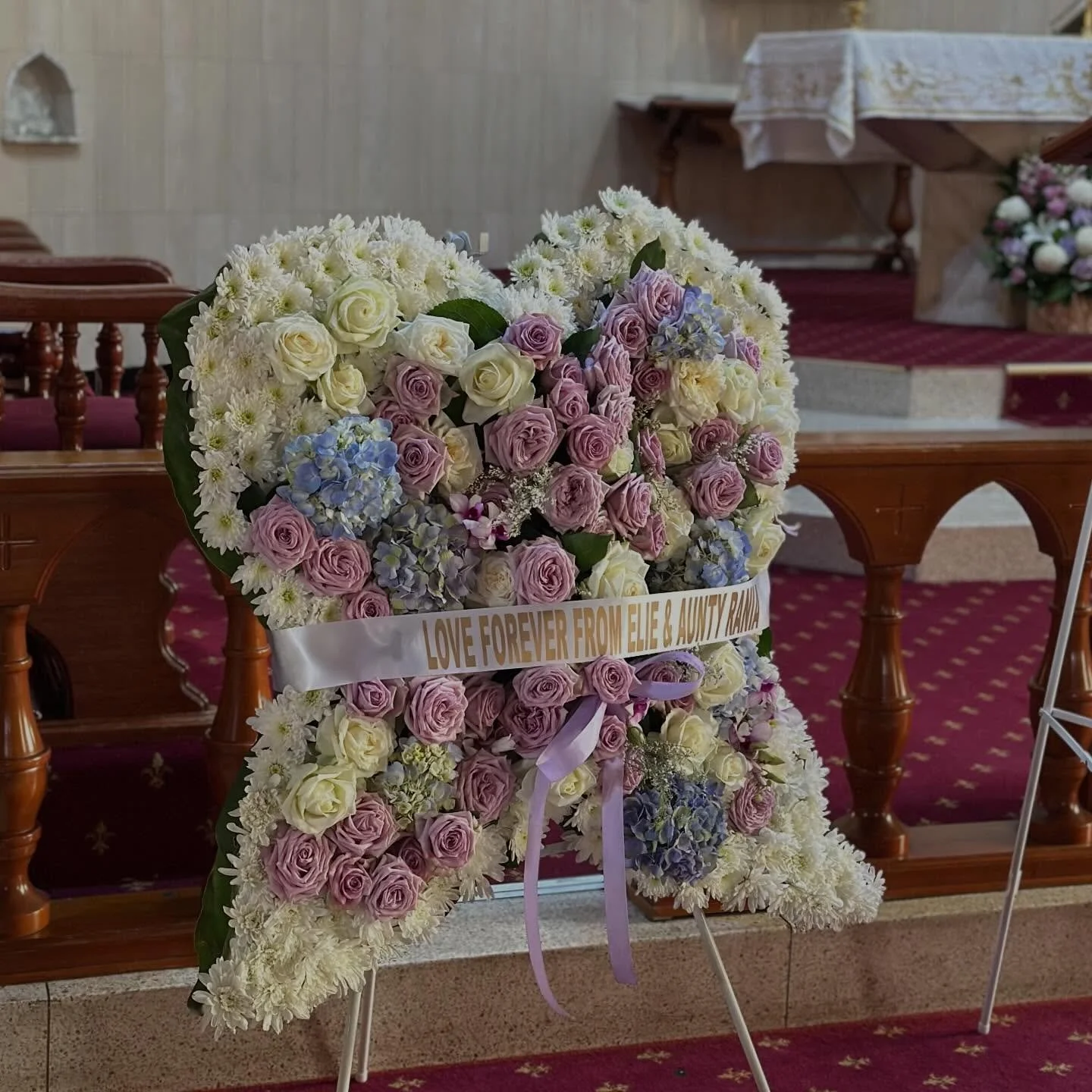 Angel wings 

We do custom made funeral floral pieces 

Call us or pop in store to enquire 

Shop 1 and shop 2
7-9 cross st Bankstown 
NSW 2200

#funeralpieces #funeralflorals #florist #bankstownflorist #florals